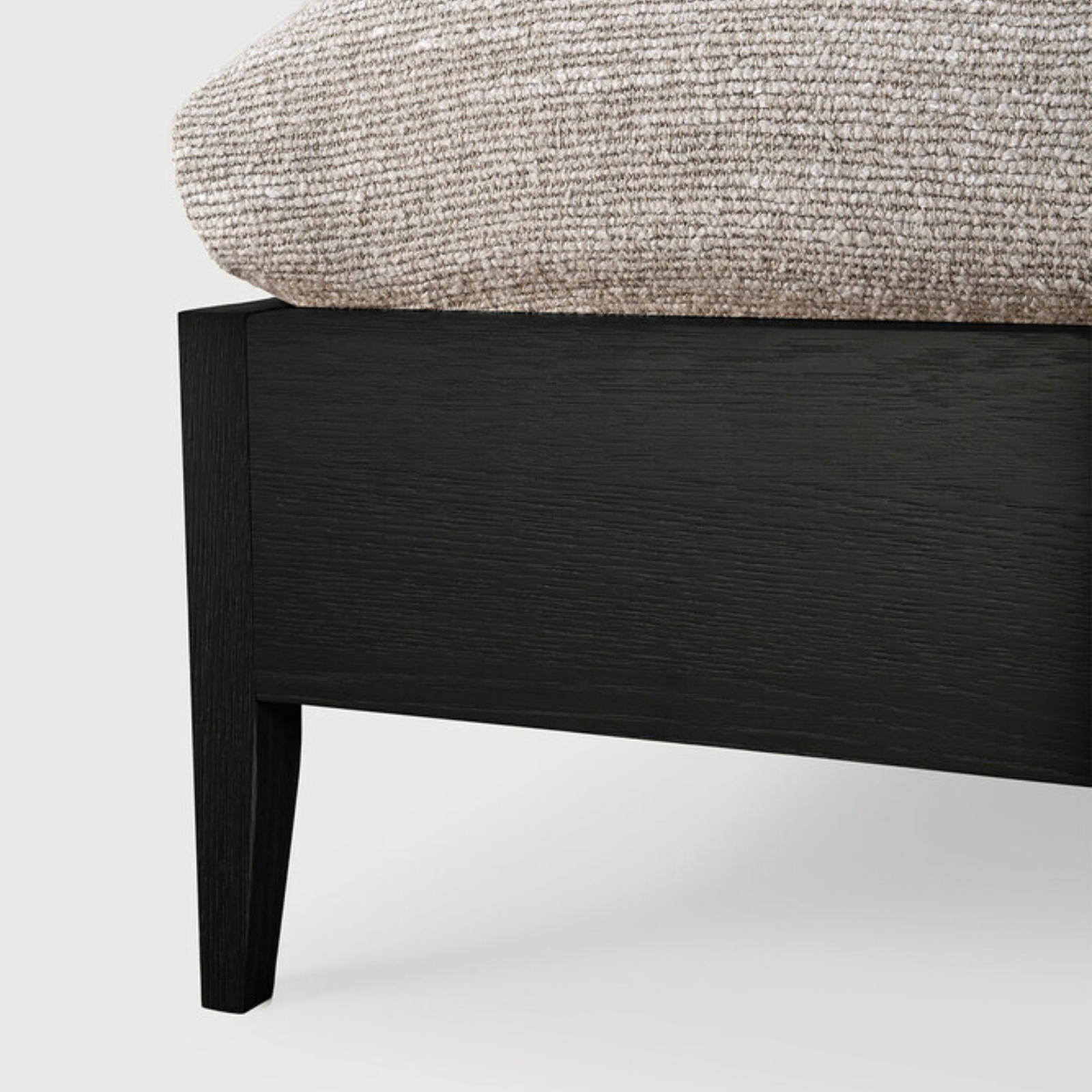 Spindle Bed 13 - FURNITURE - bed Ethnicraft