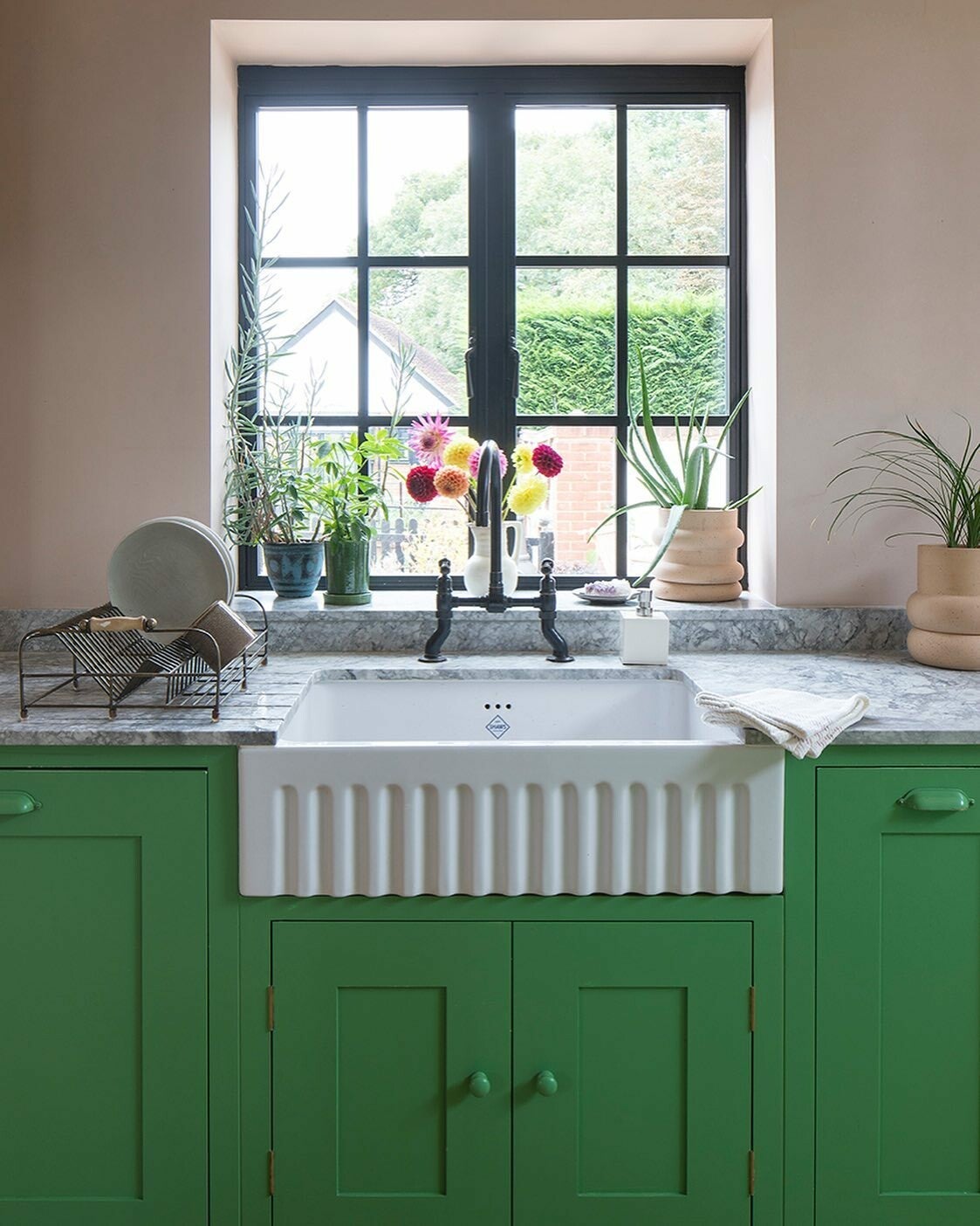 Farrow & Ball Emerald Green No. W53 - Archive Collection PAINT - Farrow & Ball Farrow & Ball