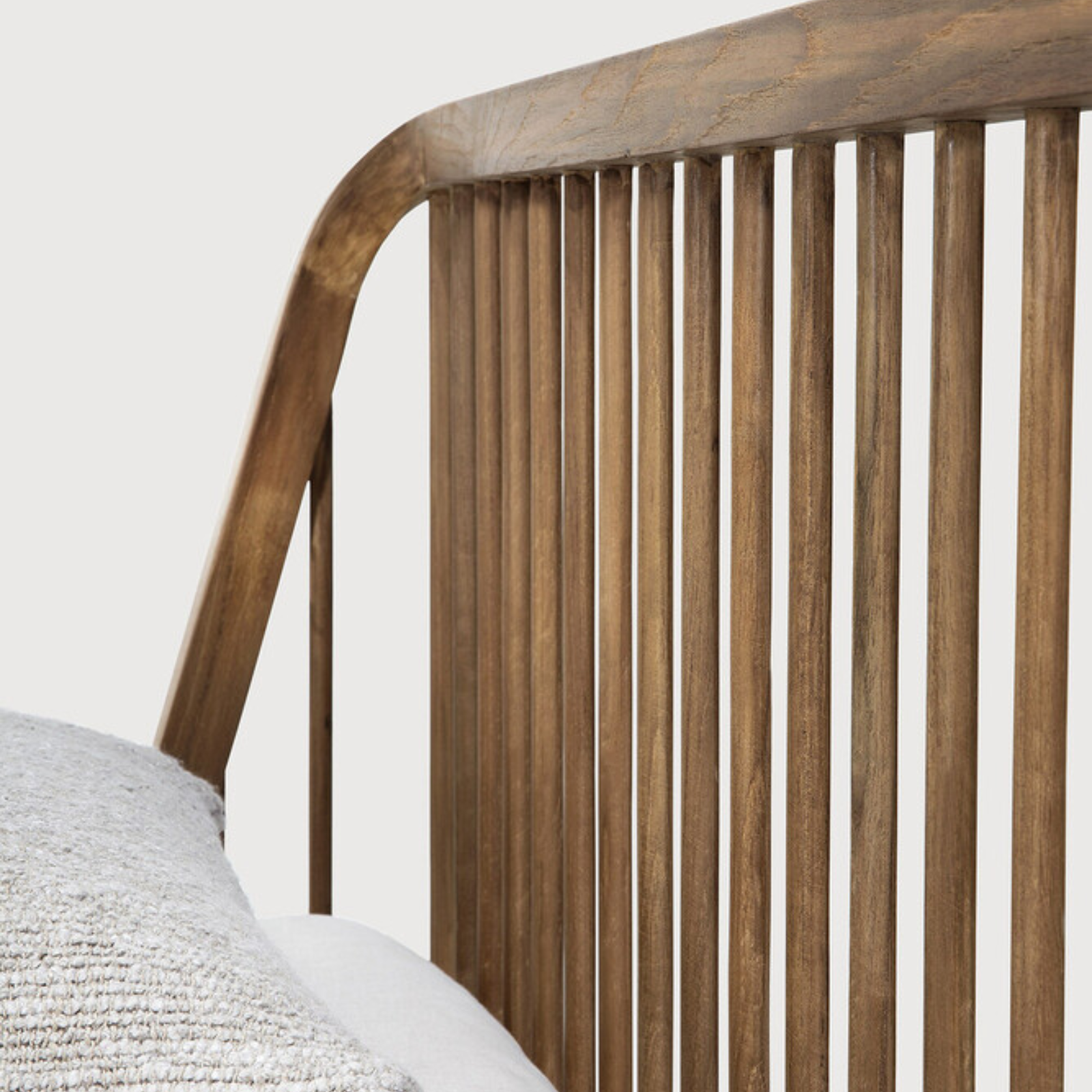 Spindle Bed 13 - FURNITURE - bed Ethnicraft
