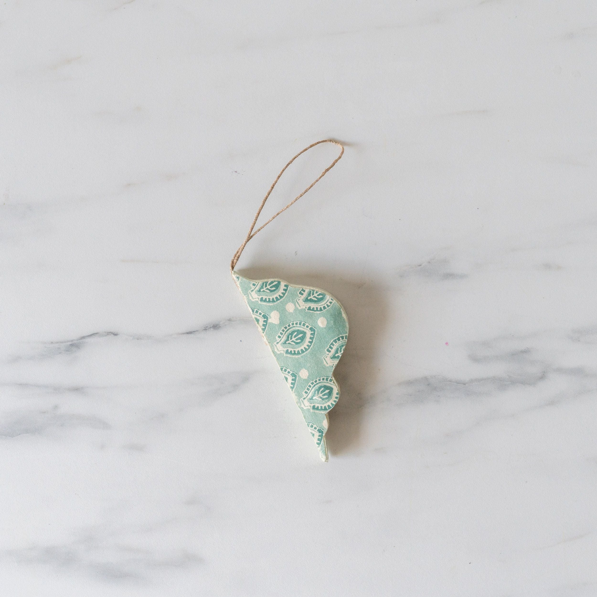 Recycled Paper Honeycomb Finial Ornament CHRISTMAS 2024 Creative Co-op (DYA) Green Pattern