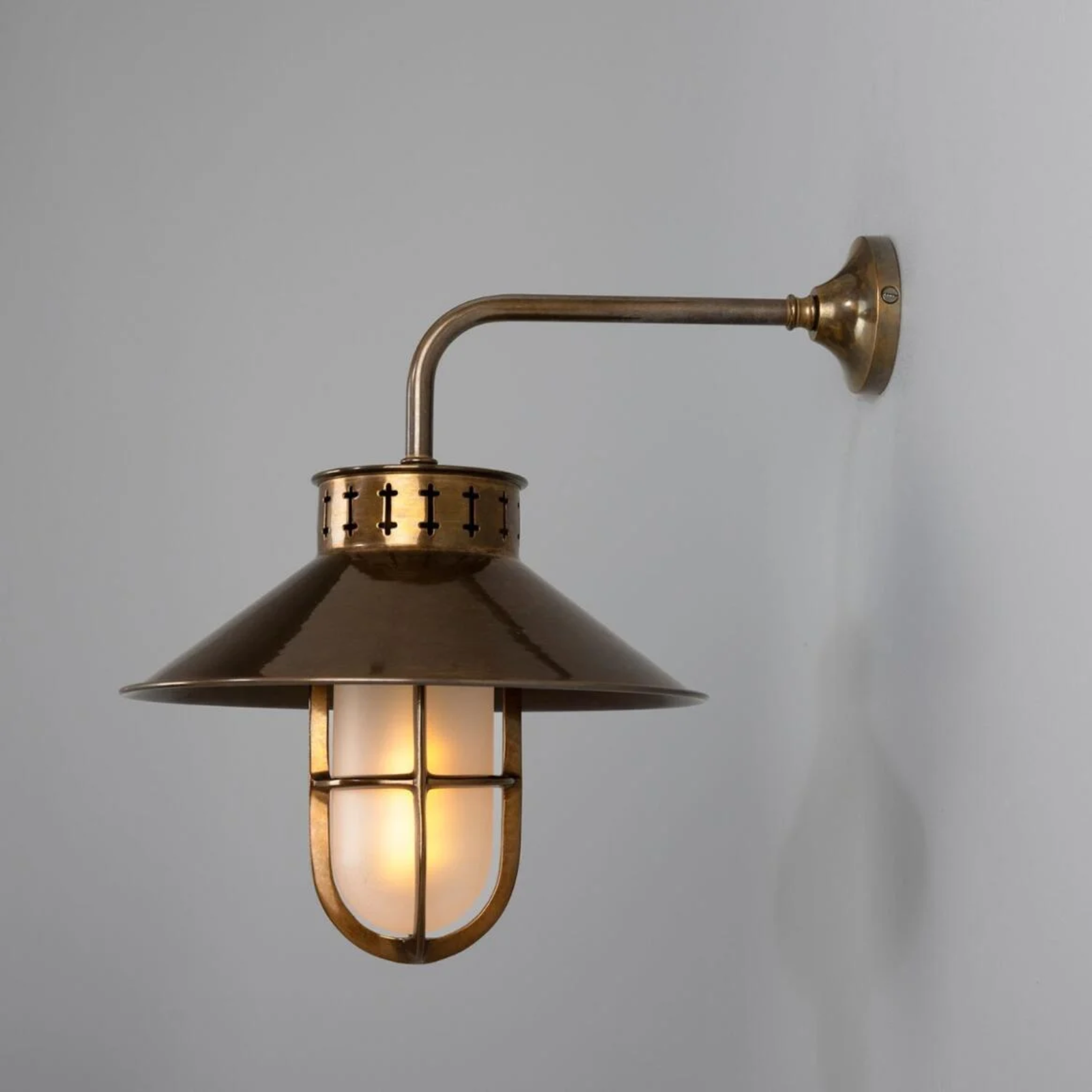 Boyd Vintage Industrial Sconce LIGHTING - sconce Mullan Lighting