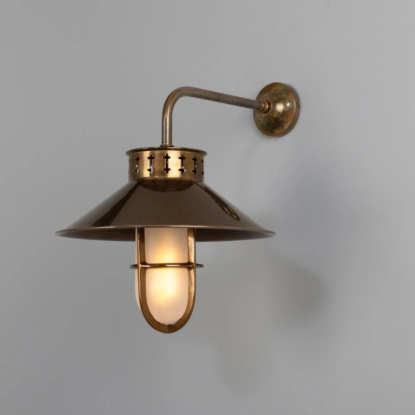 Boyd Vintage Industrial Sconce LIGHTING - sconce Mullan Lighting