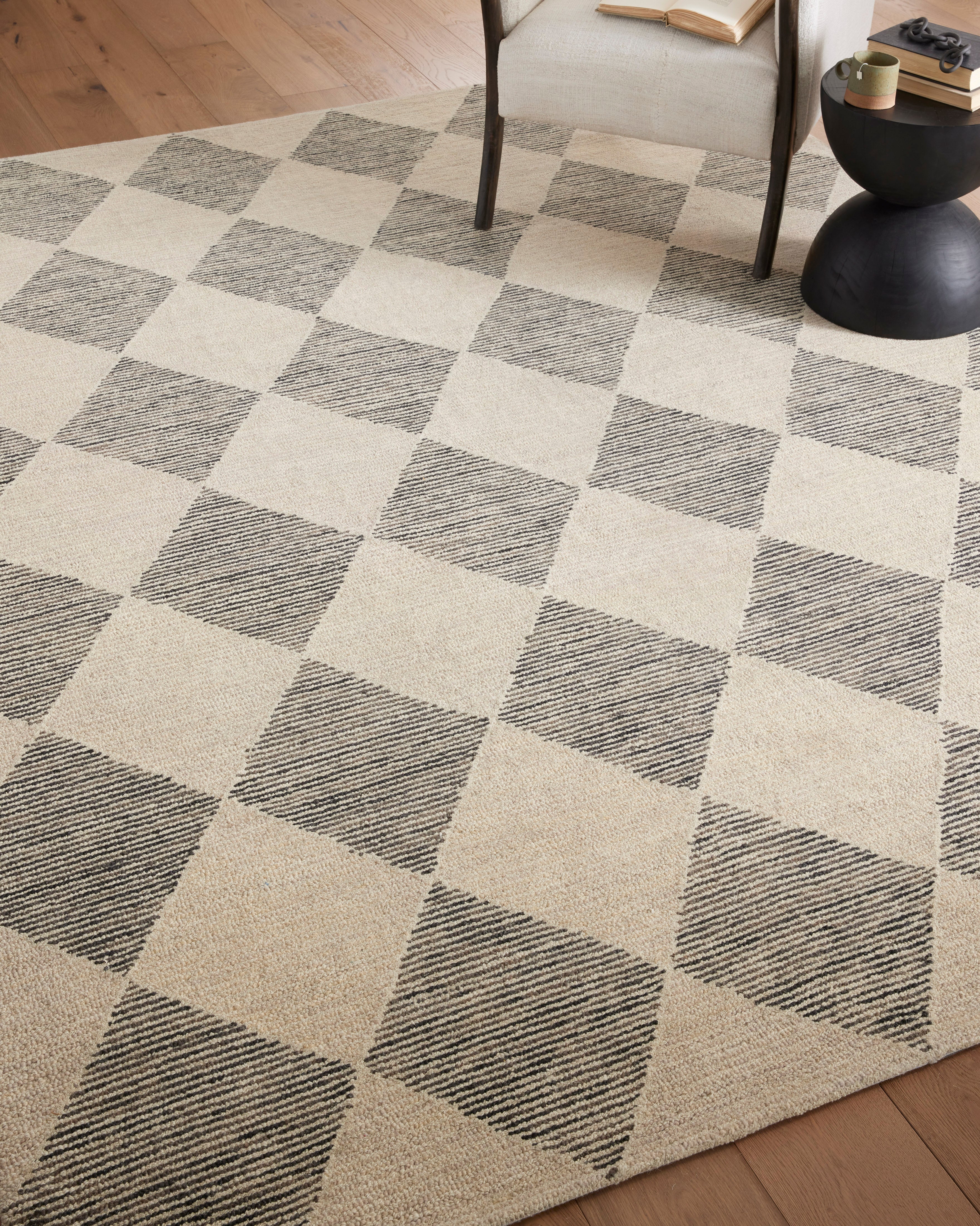 Chris Loves Julia x Loloi Francis Beige / Charcoal Rug Rugs Loloi