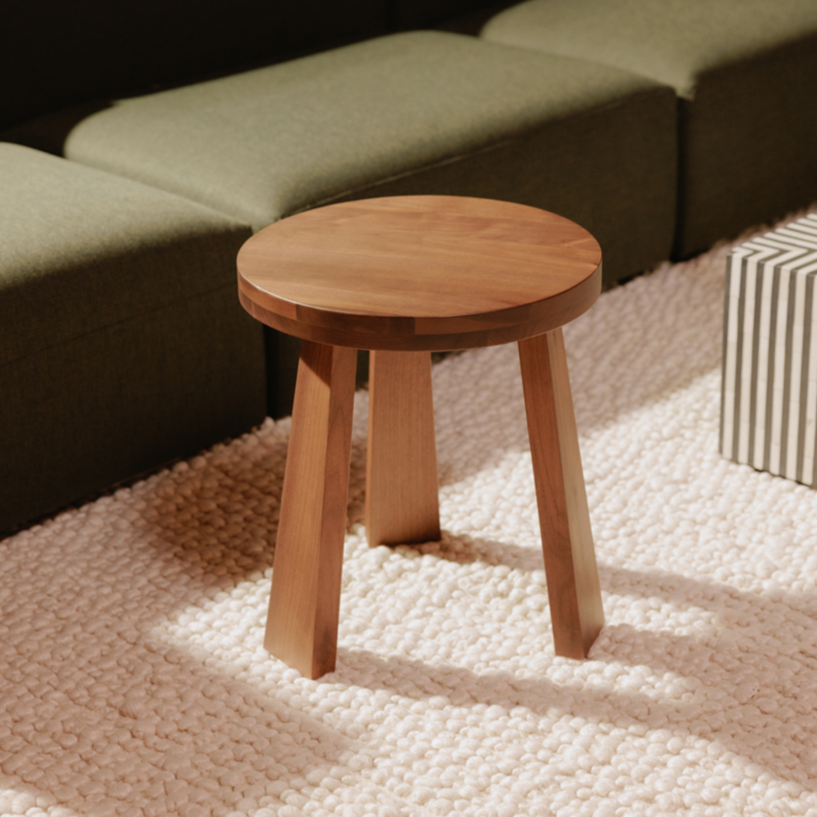 Lindy Accent Stool 4 - a - FURNITURE - accent table Moe's Furniture