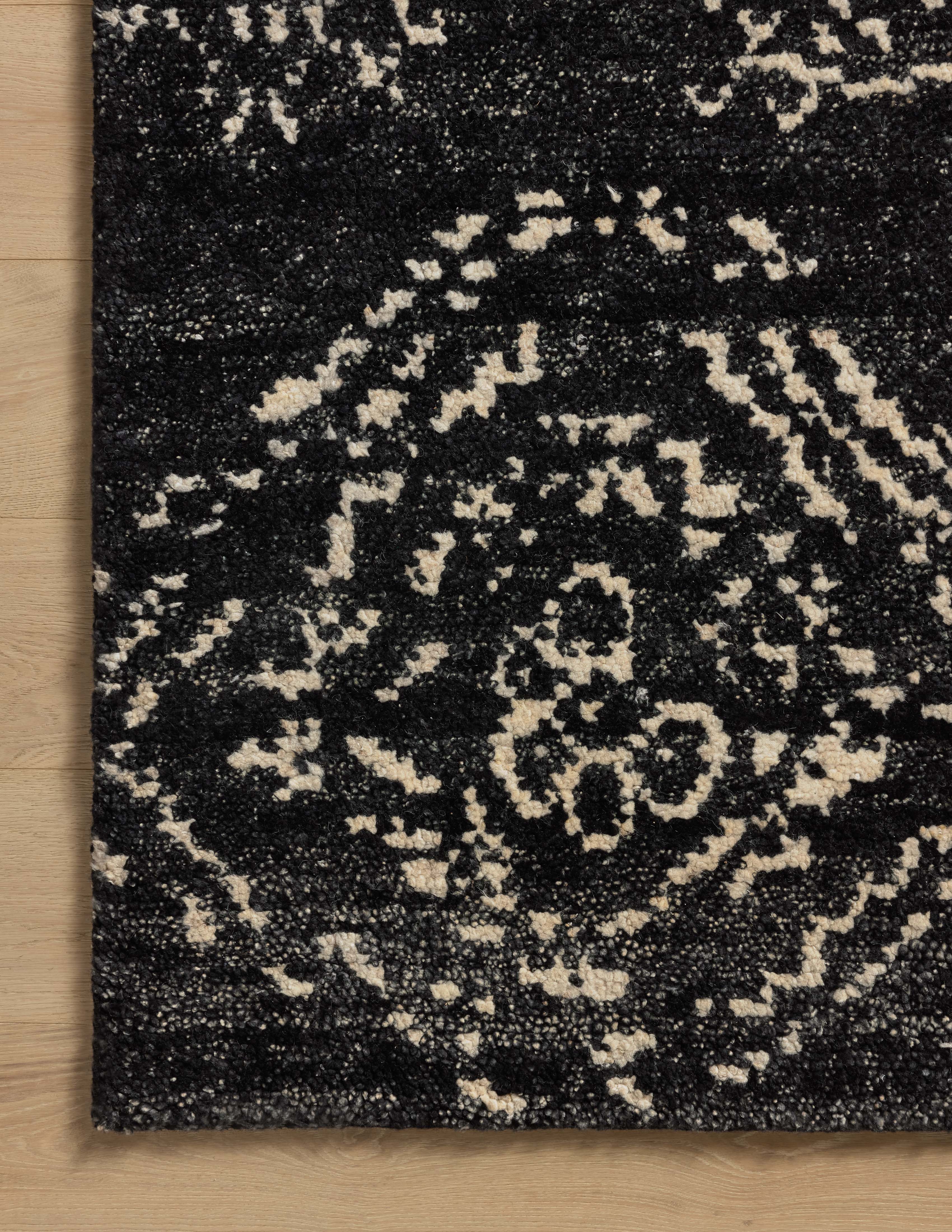 Loloi Meryl Black / Ivory Rug Rugs Loloi
