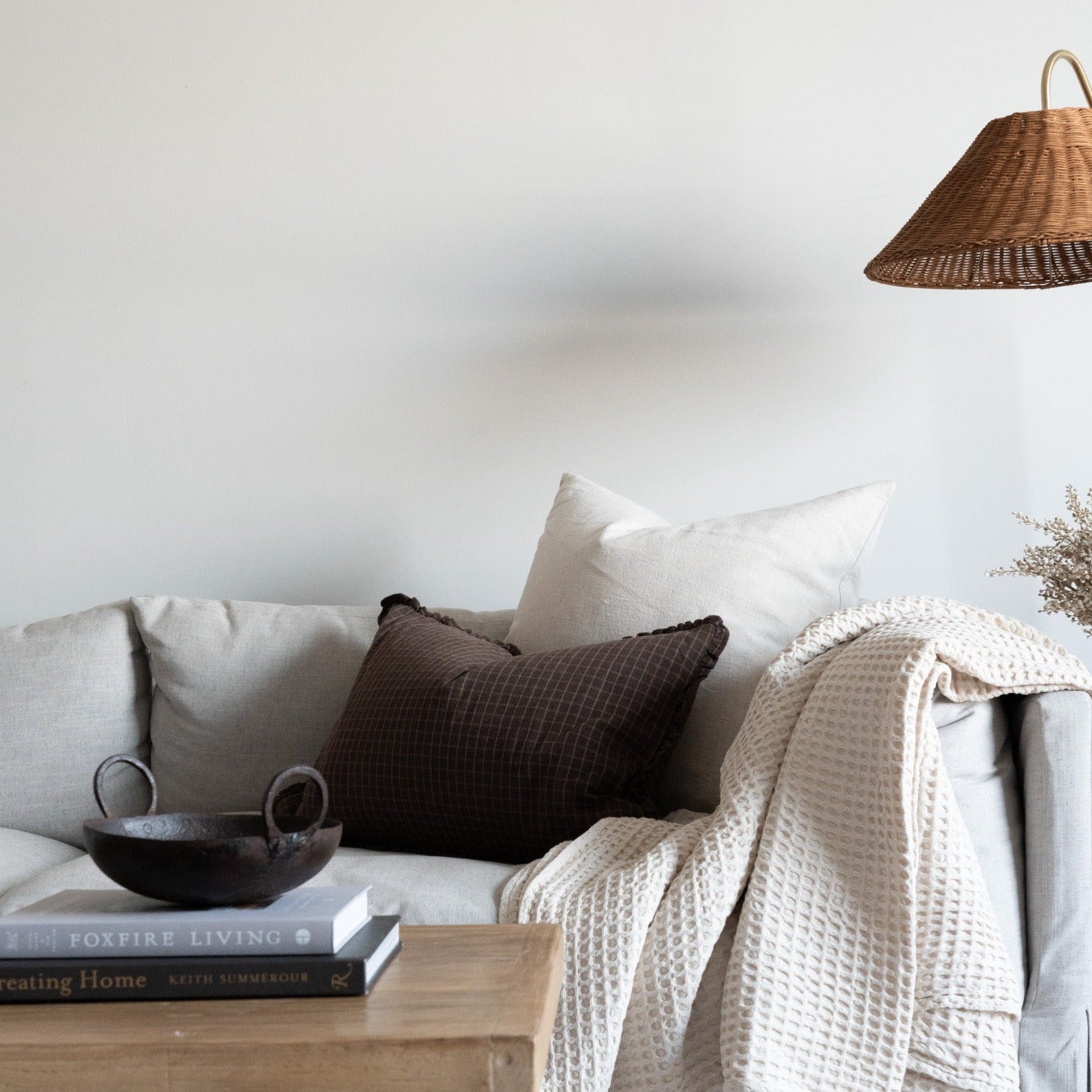 IN-STORE Chris Loves Julia x Loloi Sullivan Pillow 1 - PILLOWS - essentials Loloi