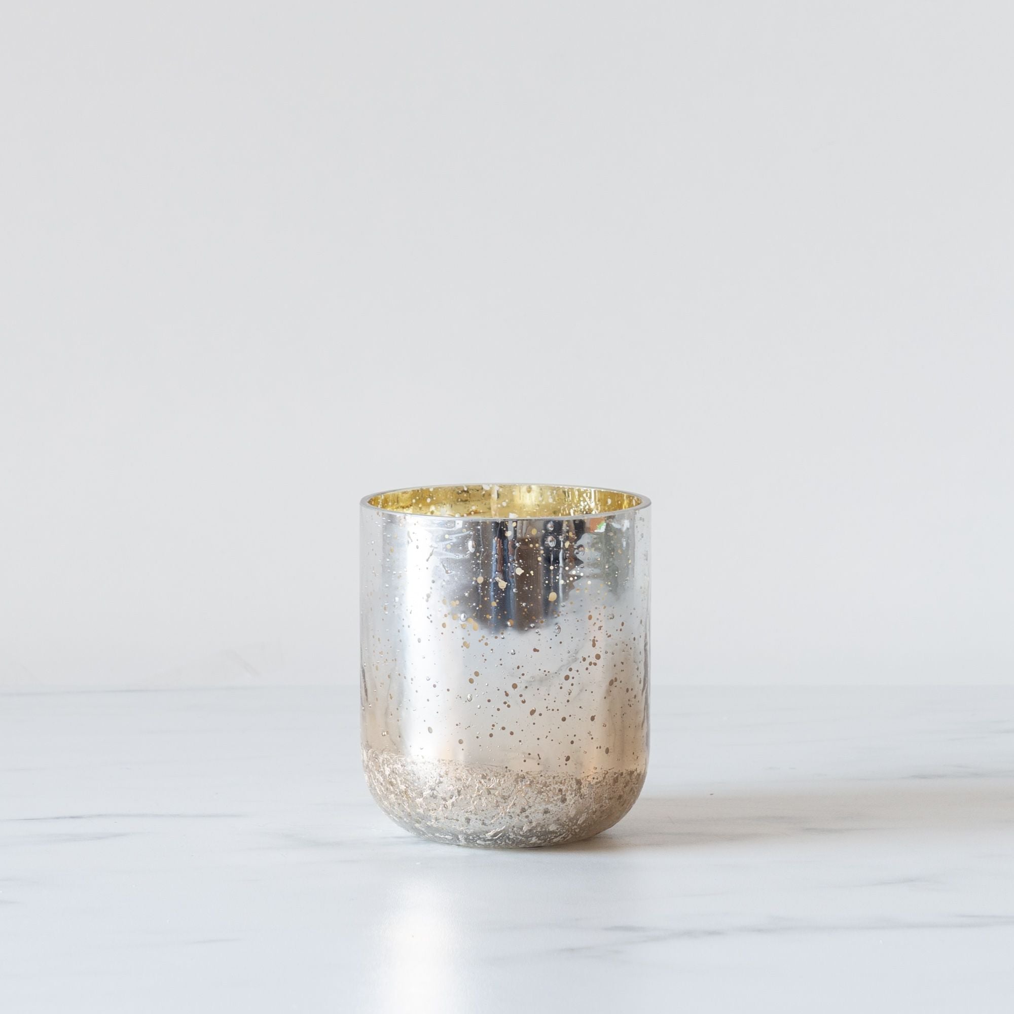 Metallic Finish Candle - Winter White CHRISTMAS 2025 Illume (DYA) Small
