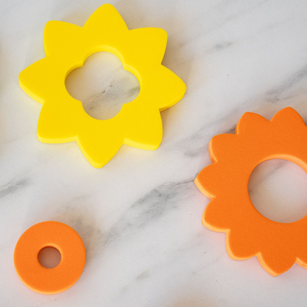Foam Flower Bath Puzzle FINNBIRD - puzzle Fire the Imagination - Quut Toys