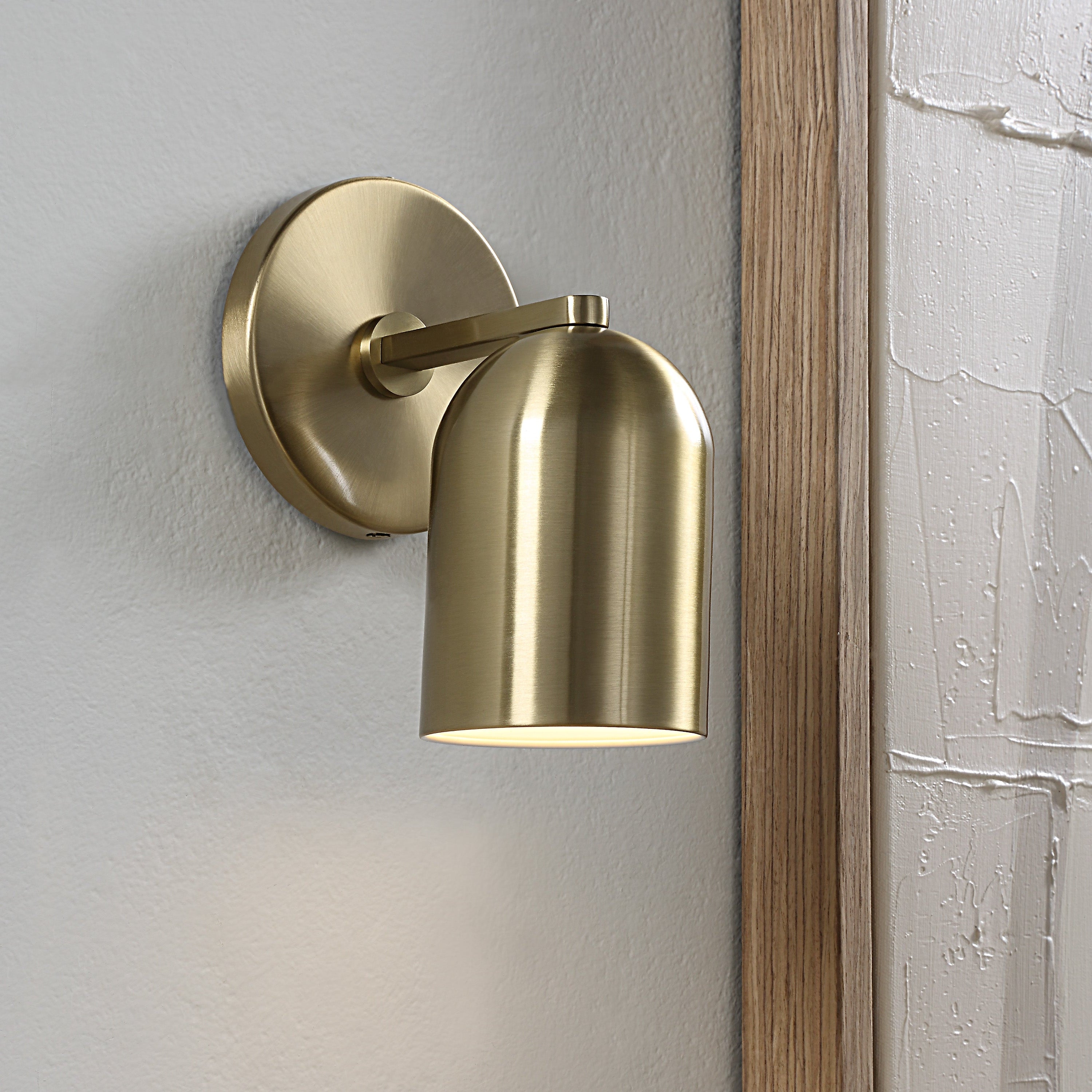 Valora Wall Sconce LIGHTING - Wall Sconce Renwil