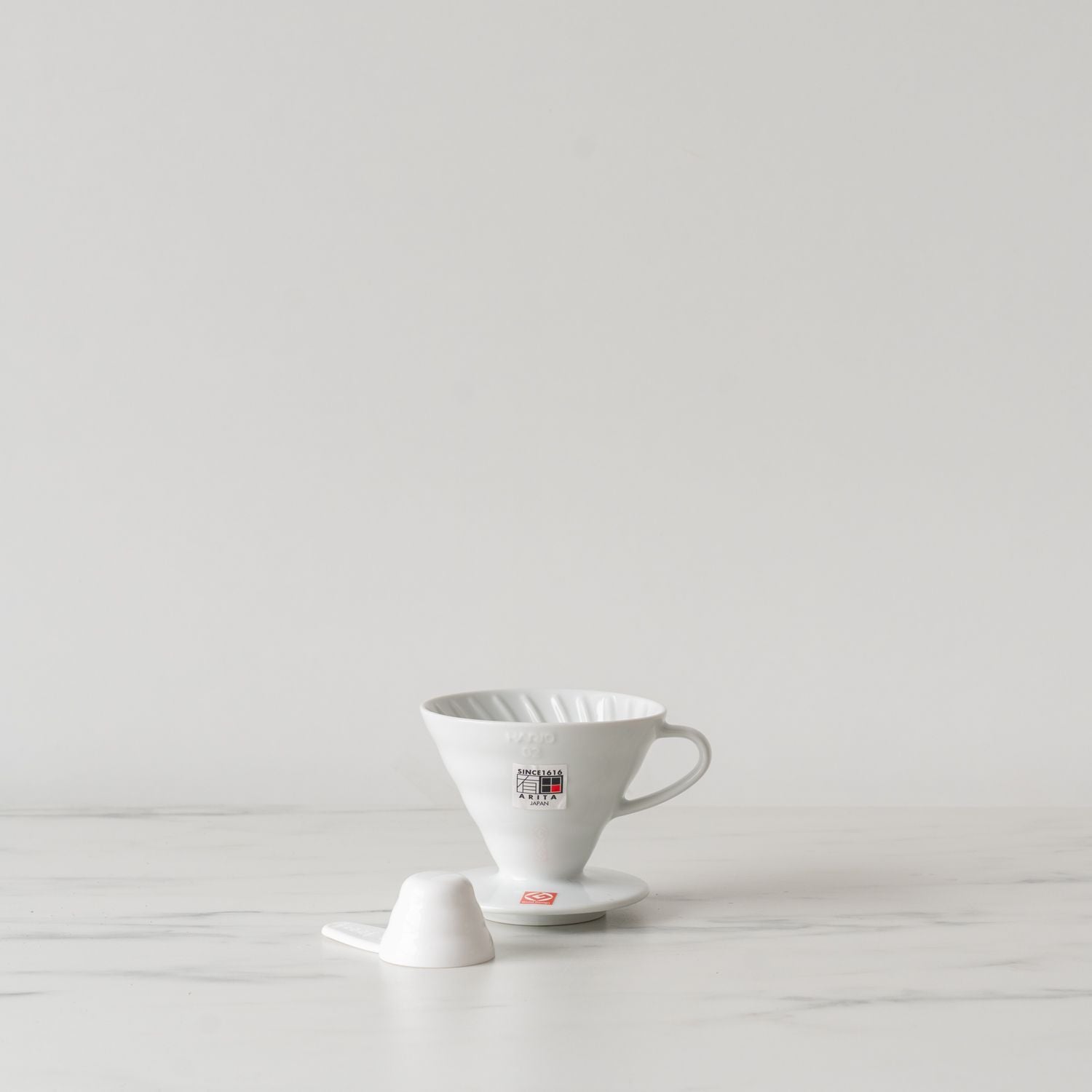 White Ceramic Coffee Dripper pour over dripper DETOUR Coffee Roasters