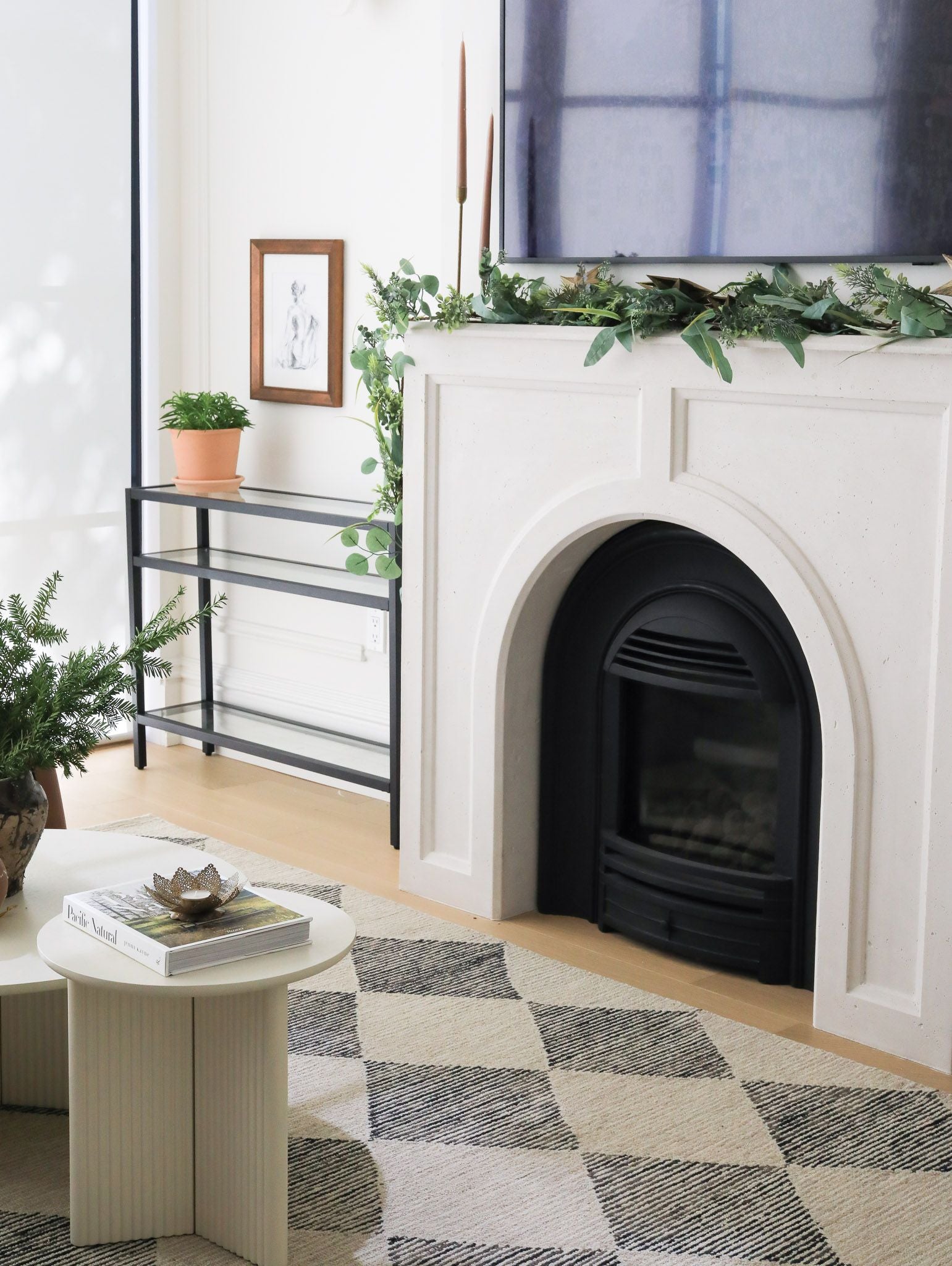 Gus* Modern Odeon End Table - Pearl 5 - a- FURNITURE - accent table - wood Gus