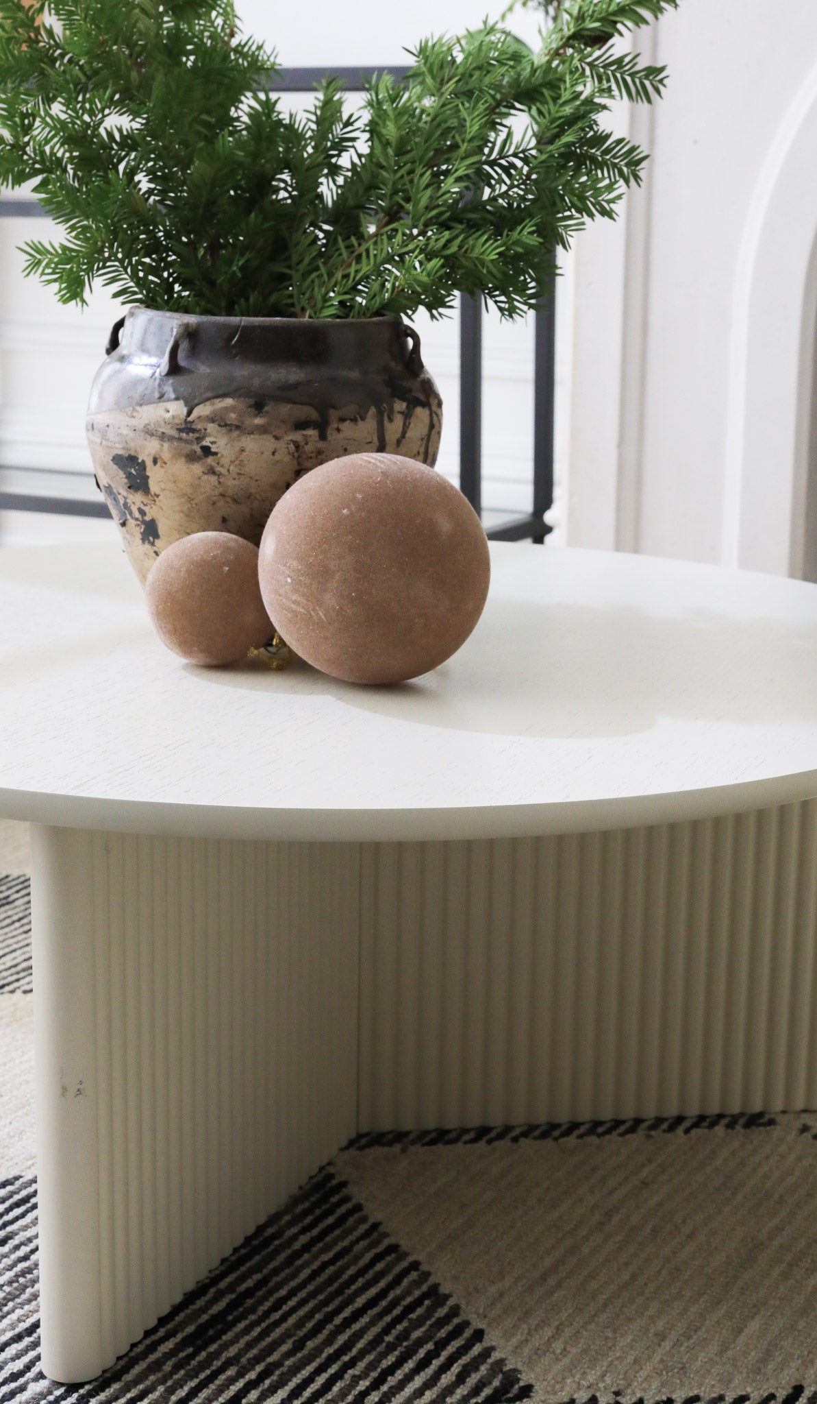 Gus* Modern Odeon Coffee Table - Pearl 4 - b - FURNITURE - coffee table - round Gus