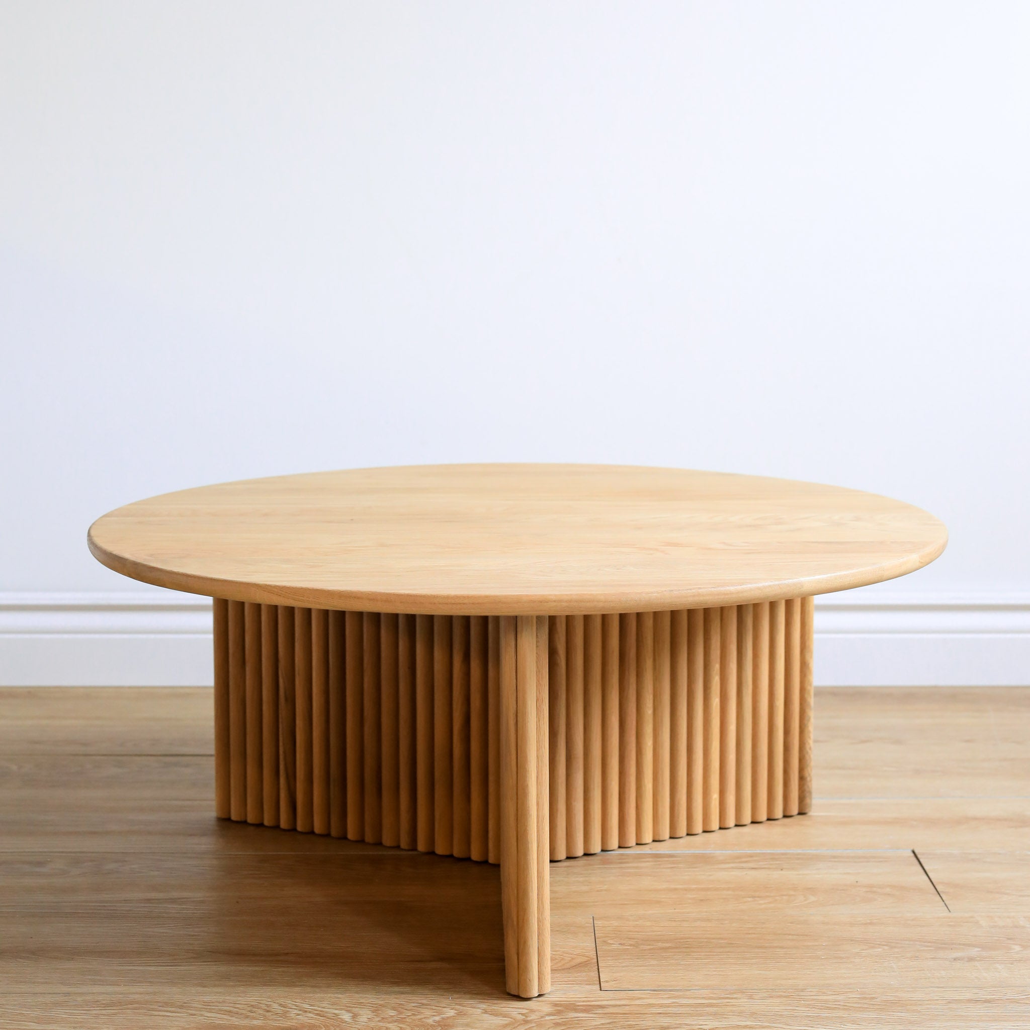 Gus* Modern Odeon Coffee Table - White Oak 4 - b - FURNITURE - coffee table - round Gus