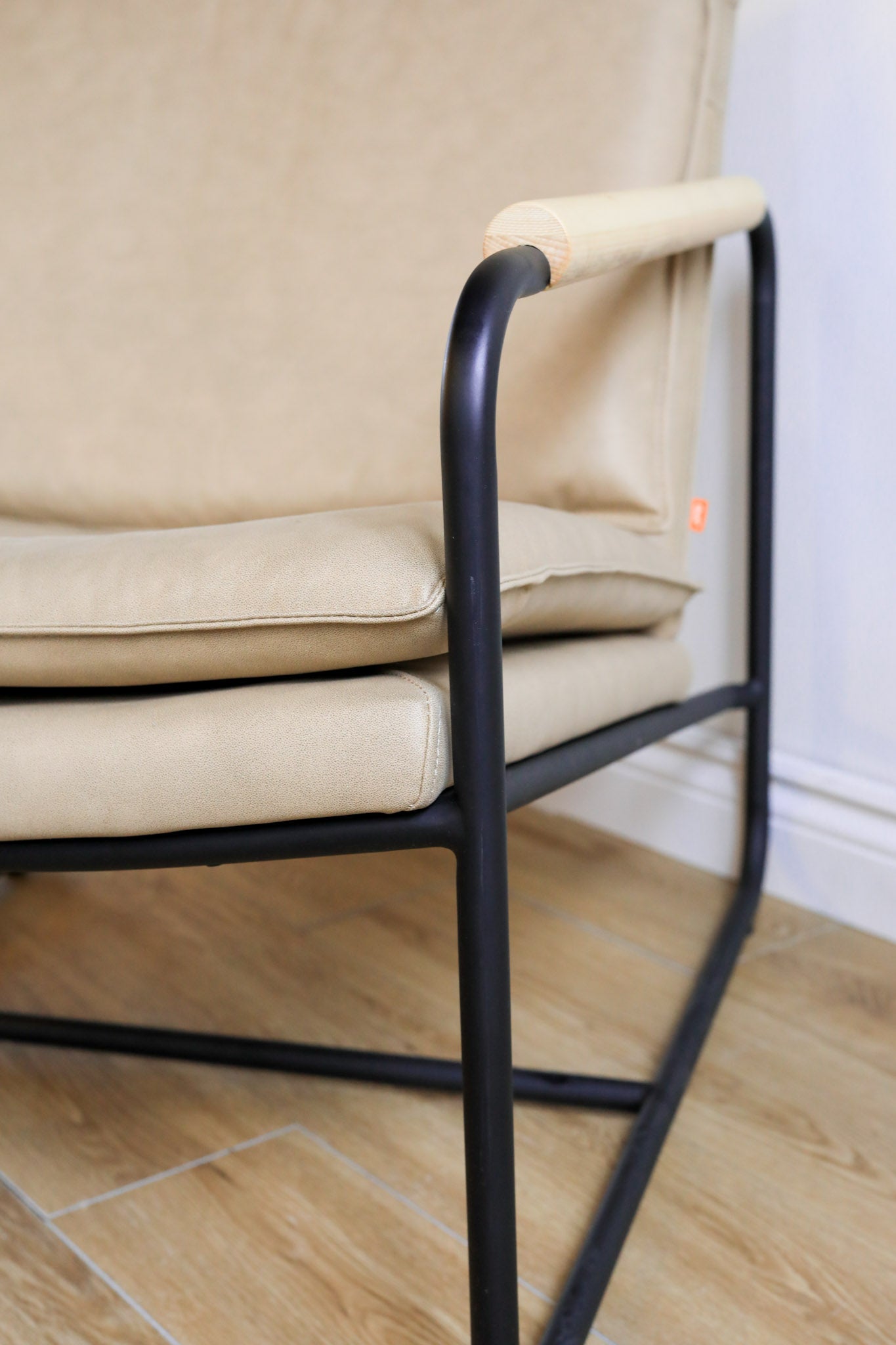 Gus* Modern Kelso Chair 3 - FURNITURE - chair Gus