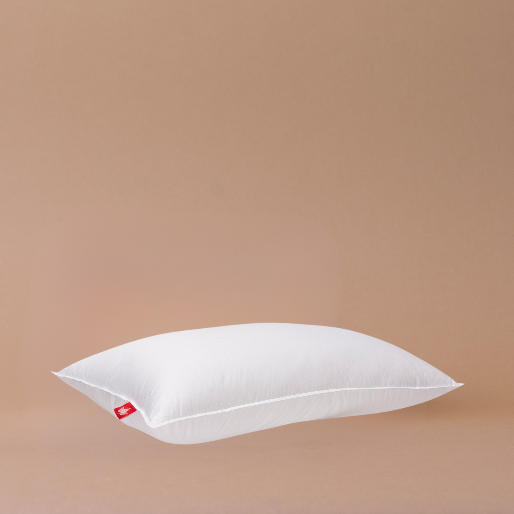 850 Loft Hutterite Goose Down Pillow Pillow Canadian Down & Feather Company