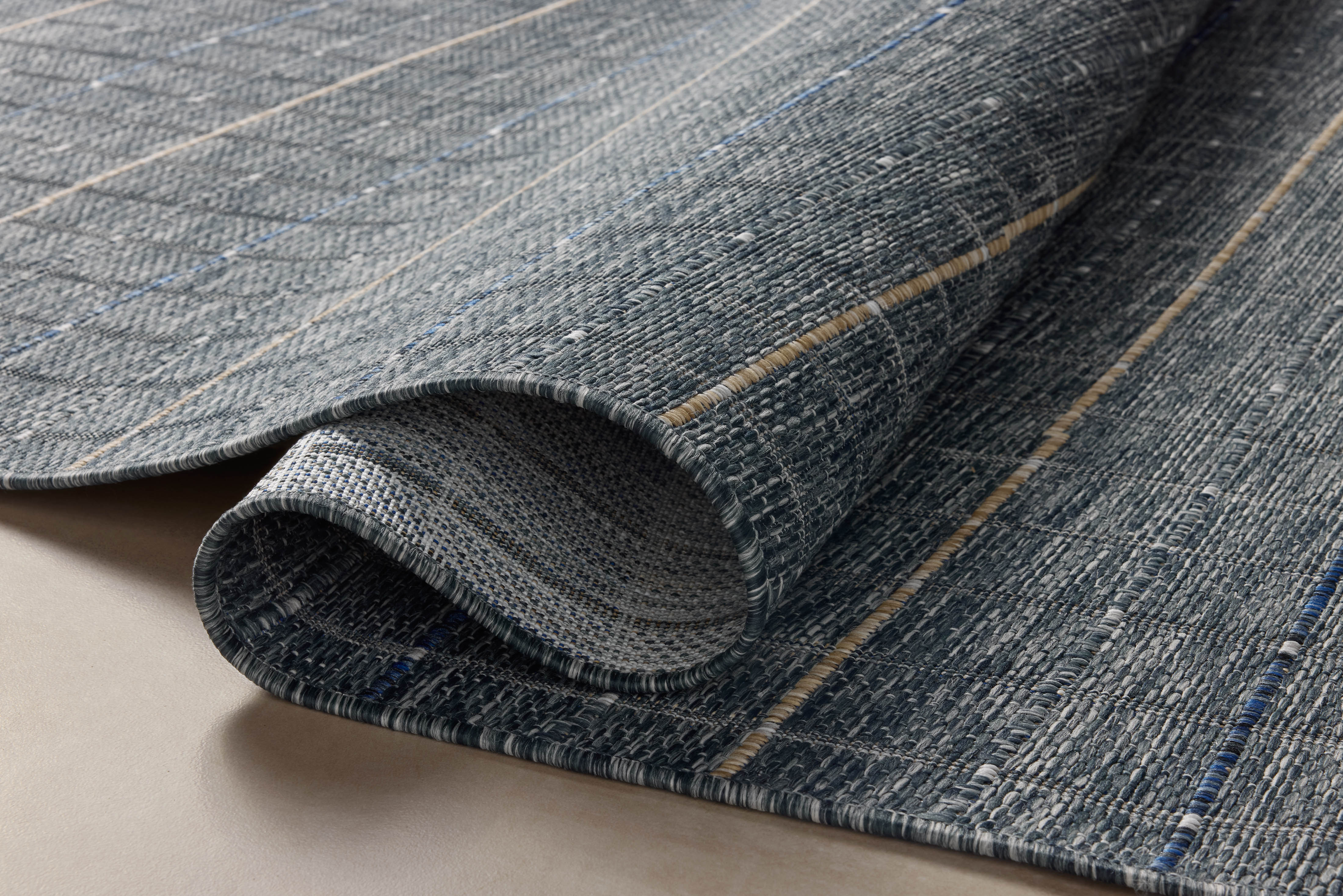 Loloi Birch Sky / Wheat Indoor/Outdoor Rug Loloi