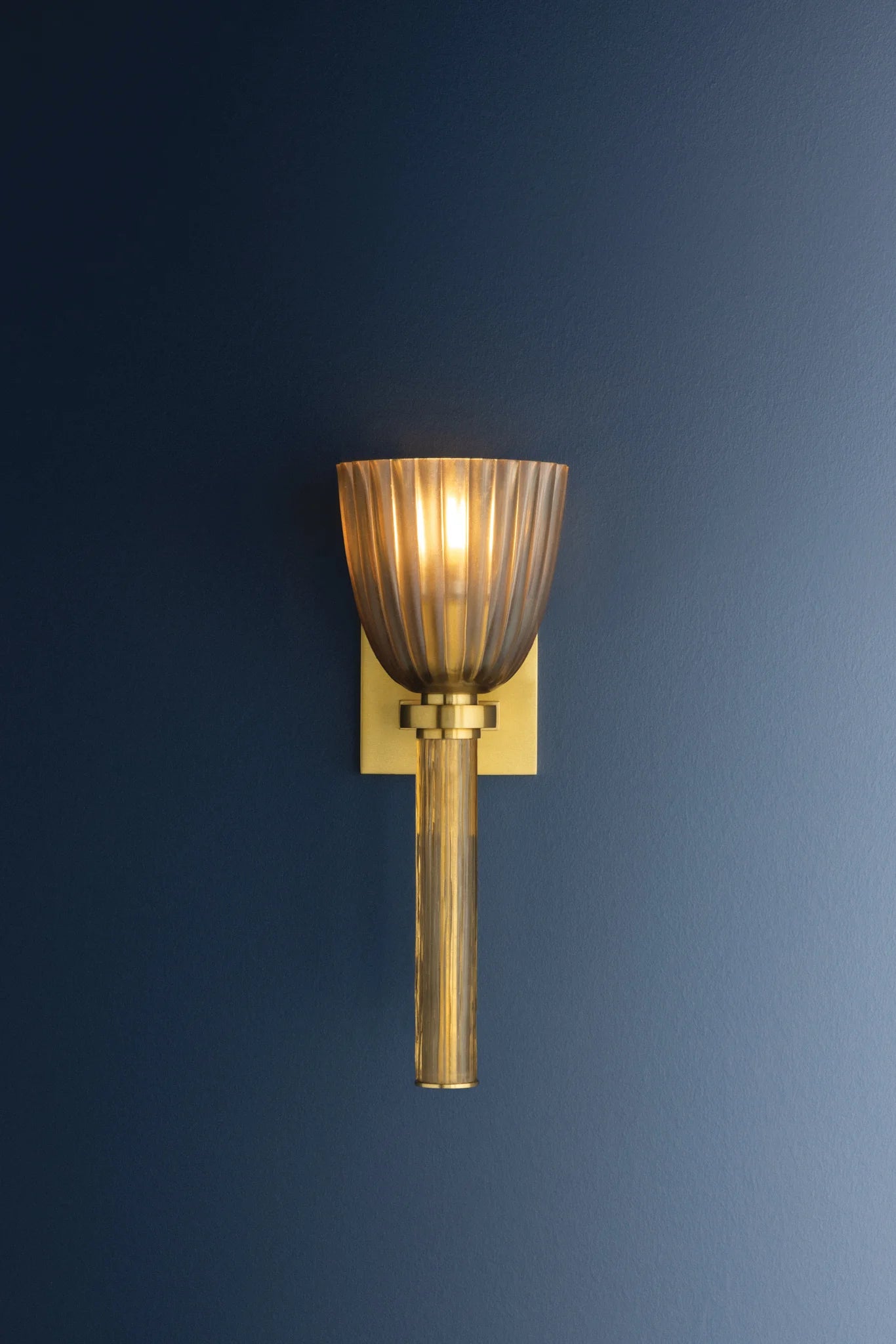 Columbus Wall Sconce LIGHTING - Wall Sconce Hudson Valley Lighting