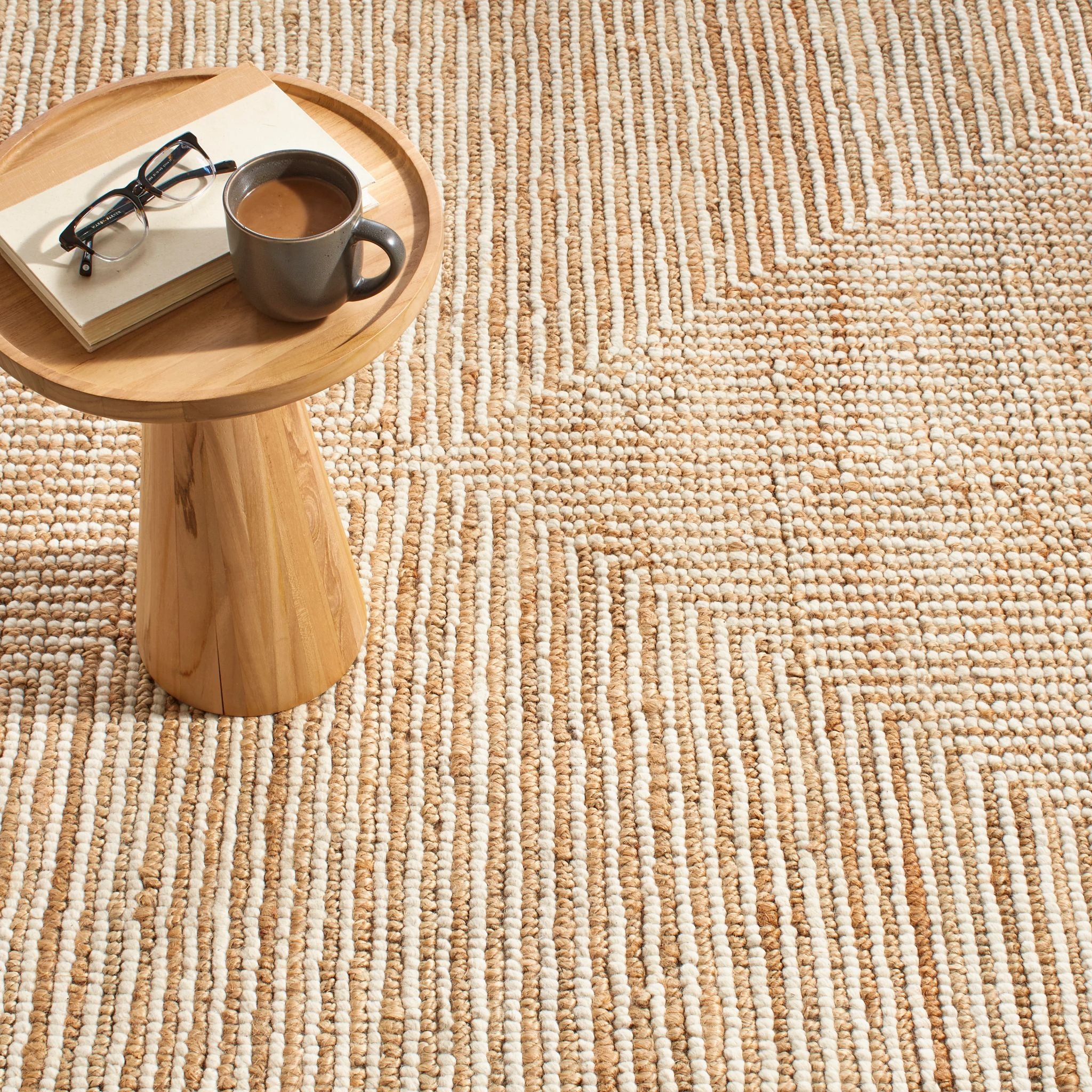 Kelan Handwoven Jute Rug RUGS - jute Dash & Albert