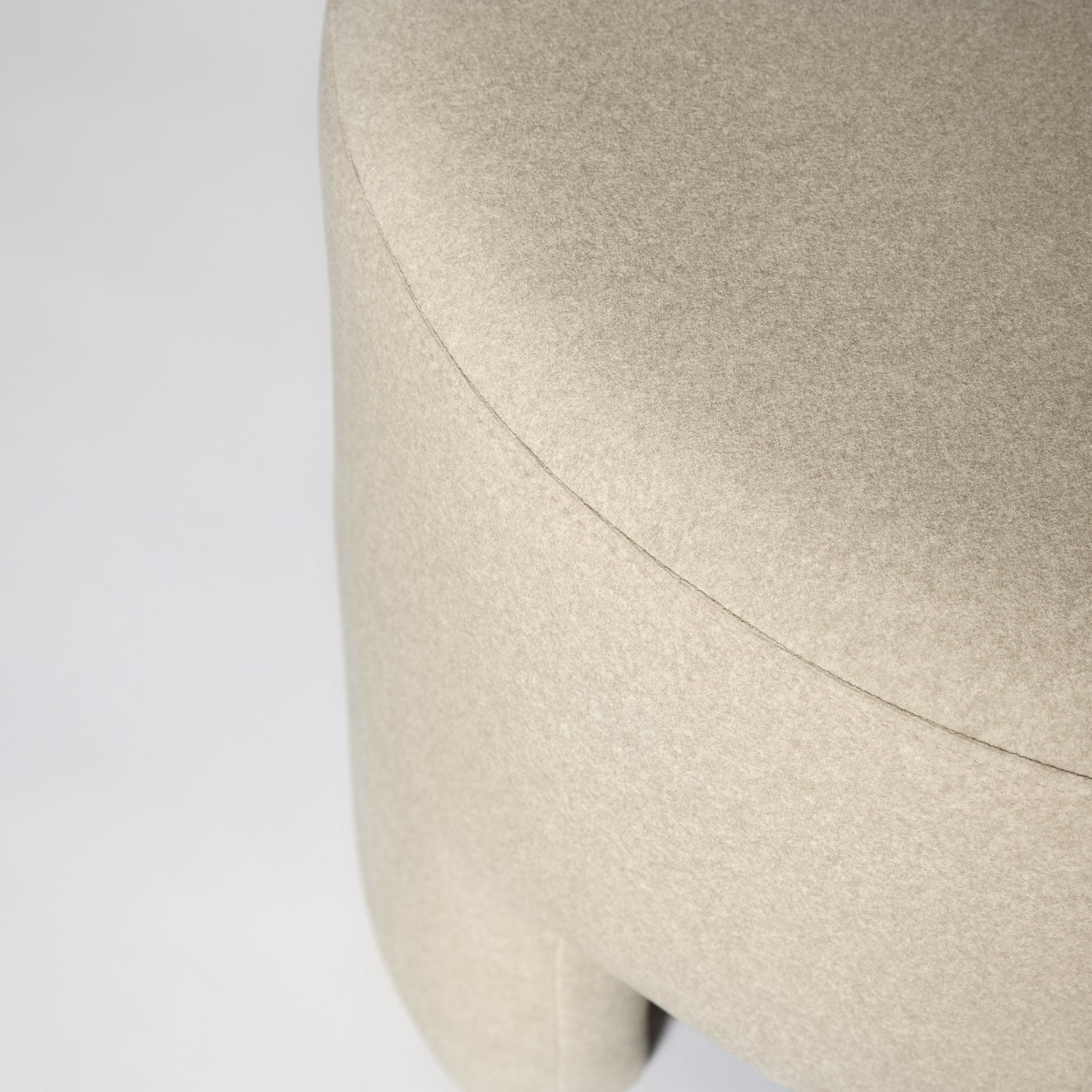 Ginny Ottoman FURNITURE - ottomans Style In Form