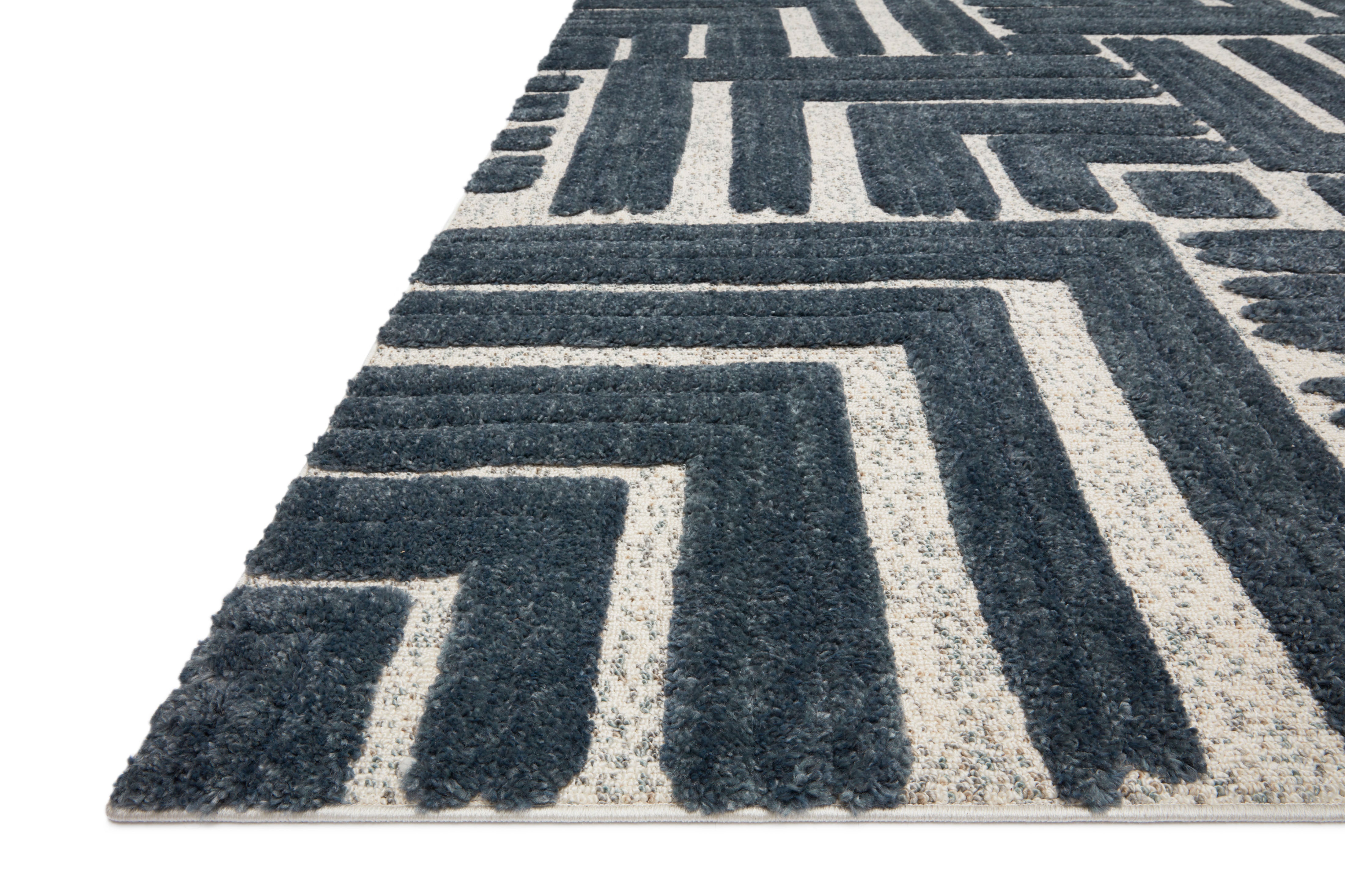 Loloi Hagen Blue / White Rug Loloi