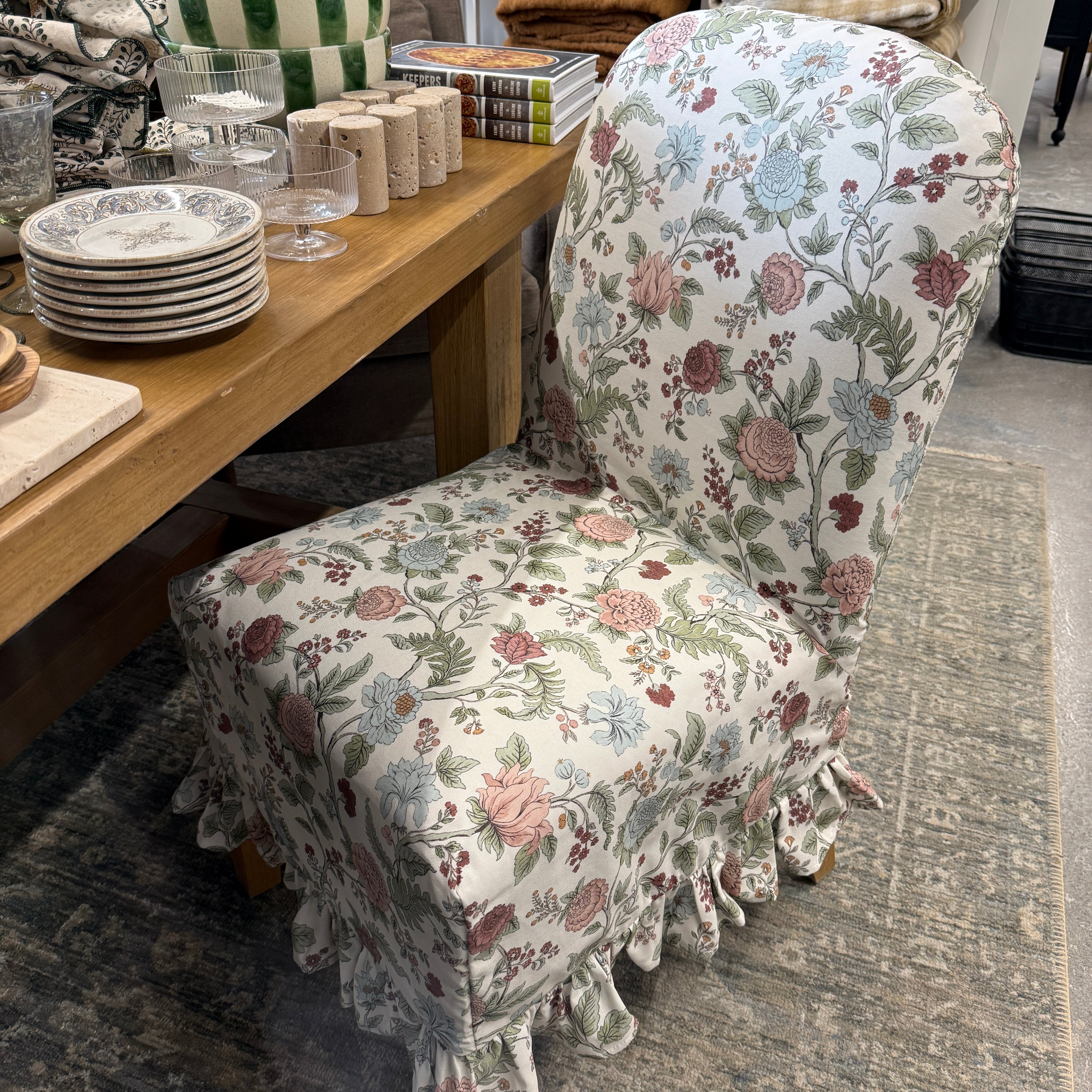 FLOOR MODEL - Briar Ruffle Slipcover Dining Chair - Melinda Floral Mauve FURNITURE - floor model Skyline Furniture