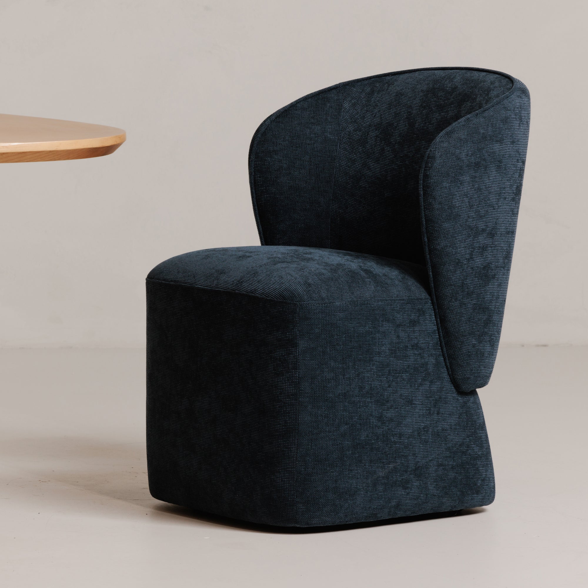 Larson Rolling Dining Chair FURNITURE - dining chair Moe's Furniture