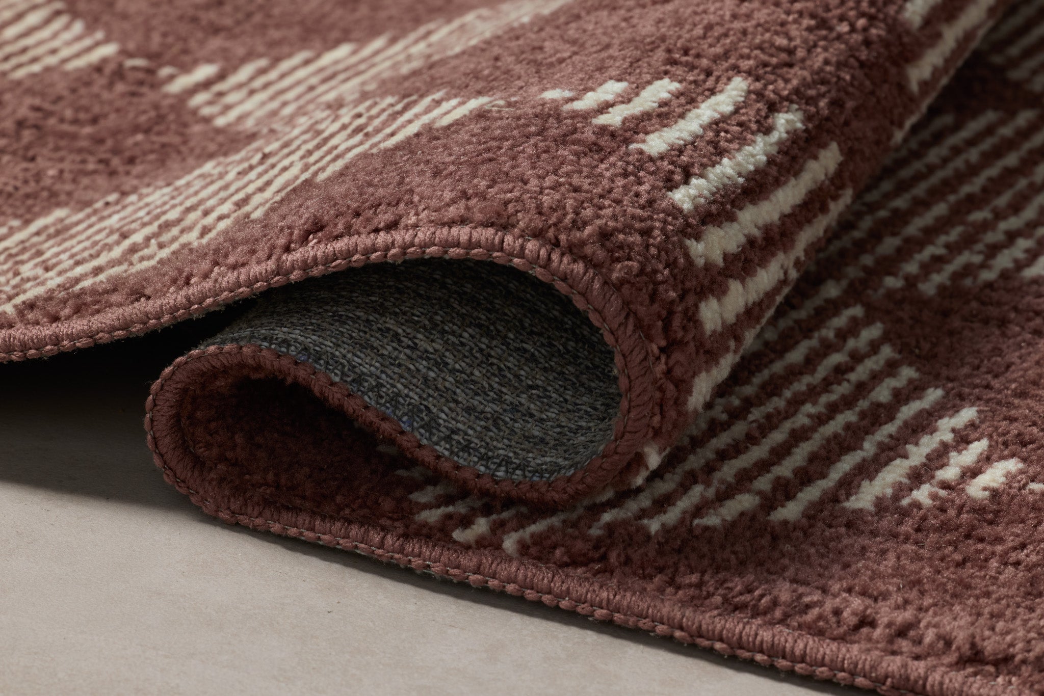 Chris Loves Julia x Loloi Lawrence Plum / Ivory Bath Mat - Rug & Weave