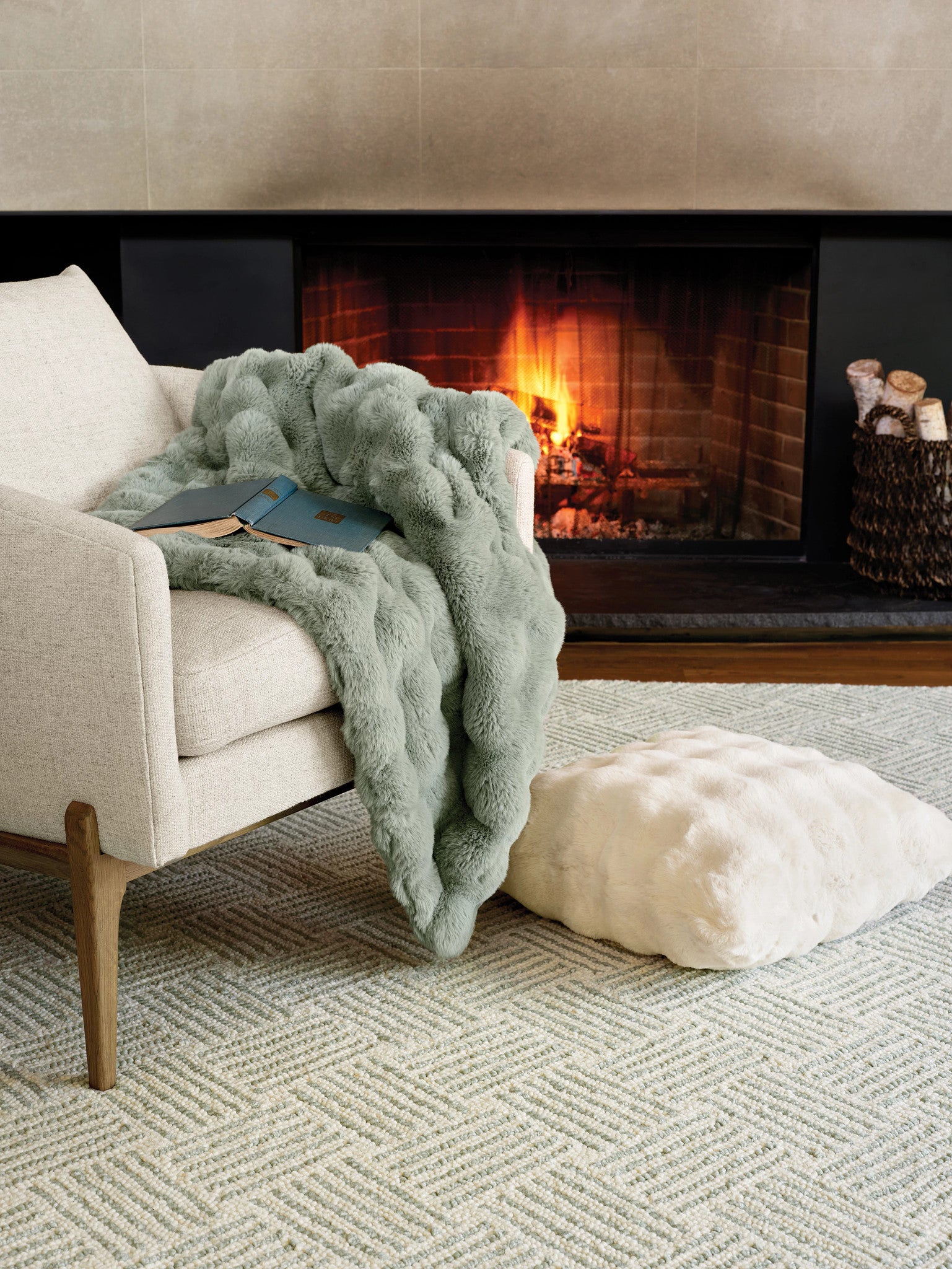Layers Hand Hooked Wool Rug RUGS-wool Dash & Albert