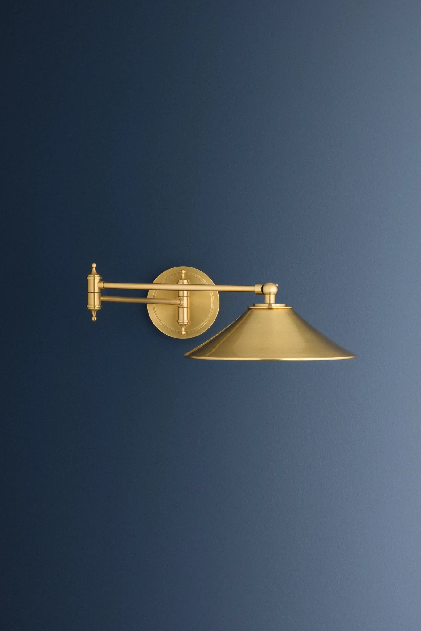Lithgow Wall Sconce LIGHTING - Wall Sconce Hudson Valley Lighting