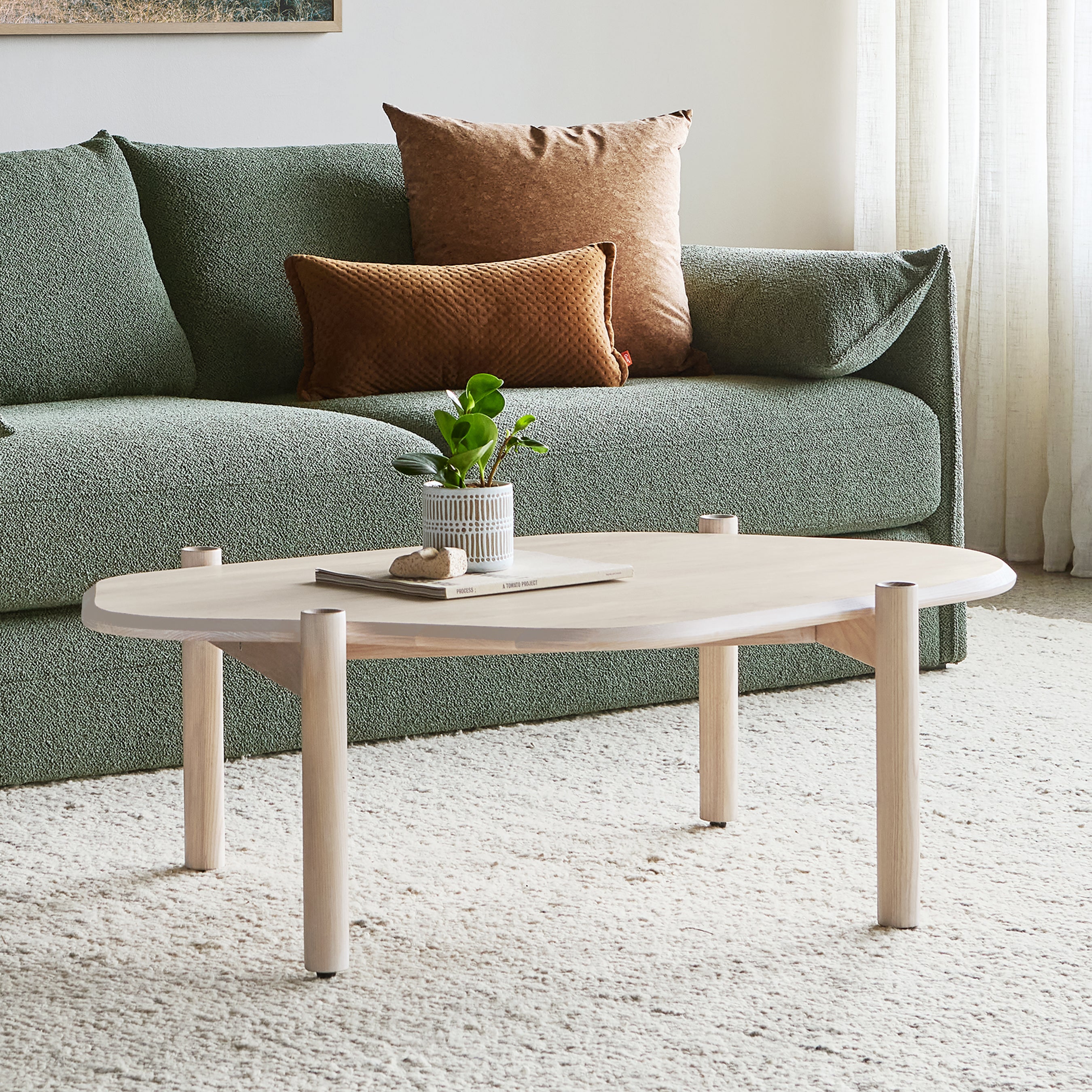 Monarch Coffee Table FURNITURE - coffee table Gus