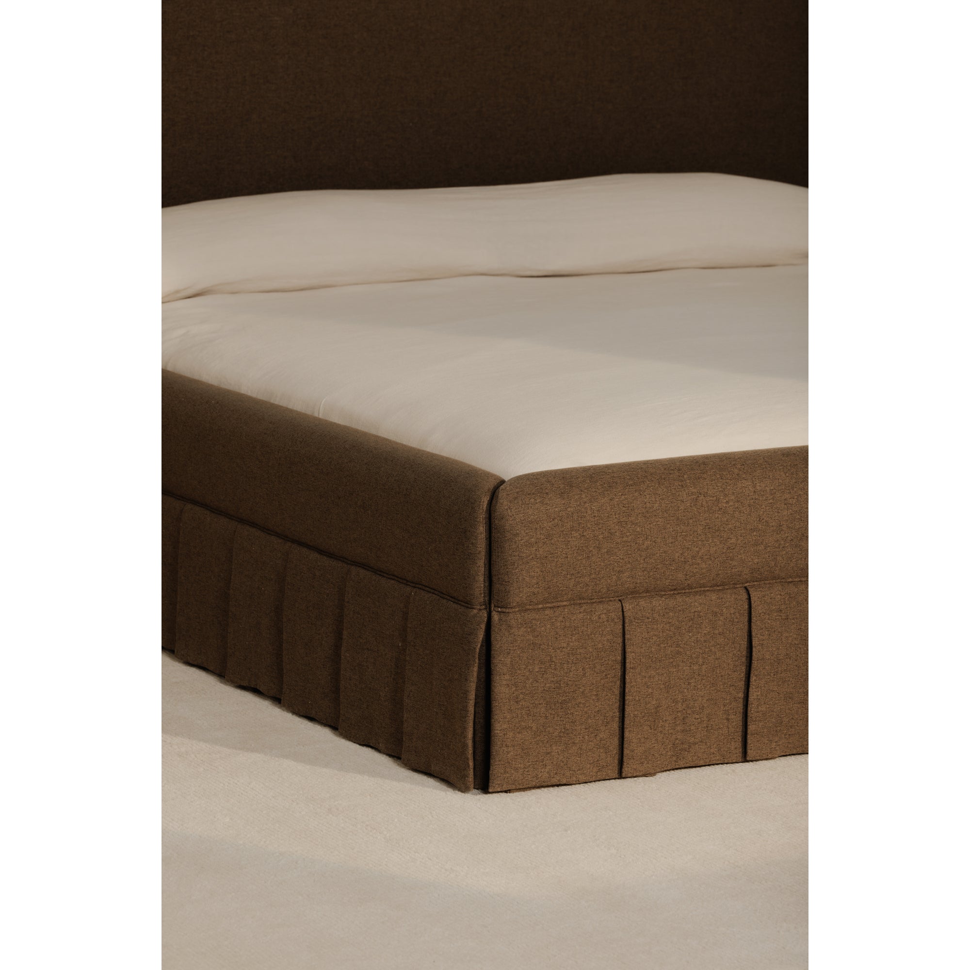 Maeve Bed FURNITURE - bed Moe's Furniture