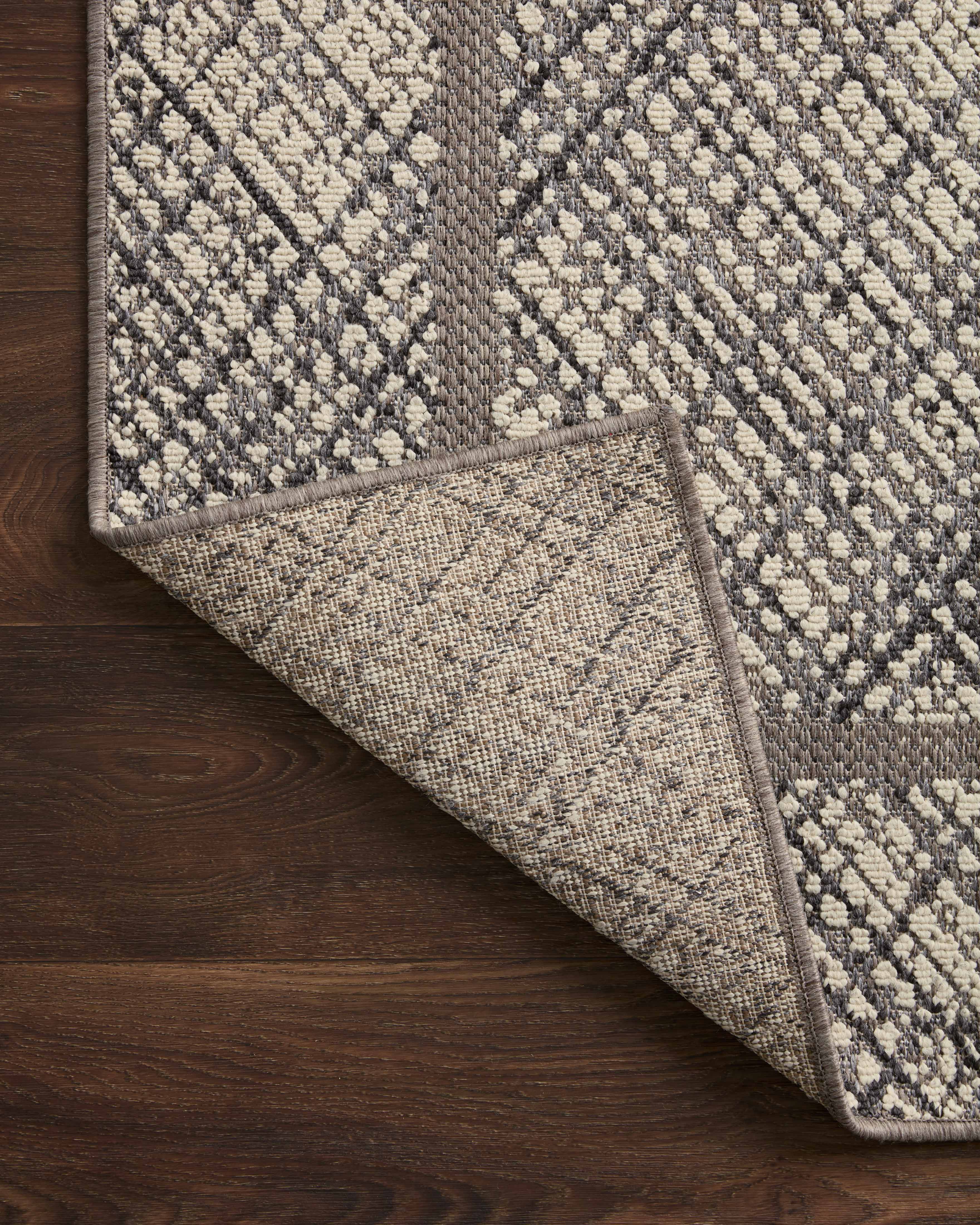 Loloi Rainier Ivory / Charcoal Rug Loloi