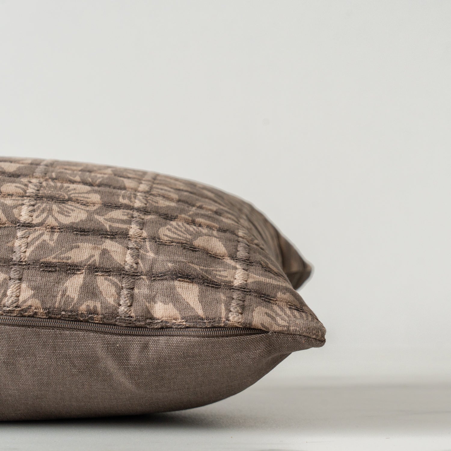 Jean Stoffer x Loloi Chocolate Pillow 1 - PILLOWS - Block print - neutral Loloi