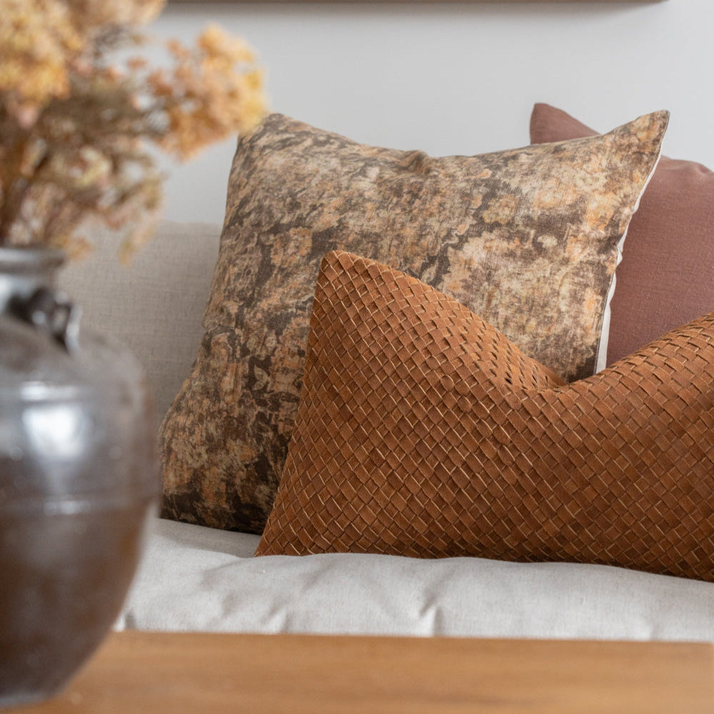 Loloi Saddle Pillow 2 - PILLOWS - essentials - warm Loloi