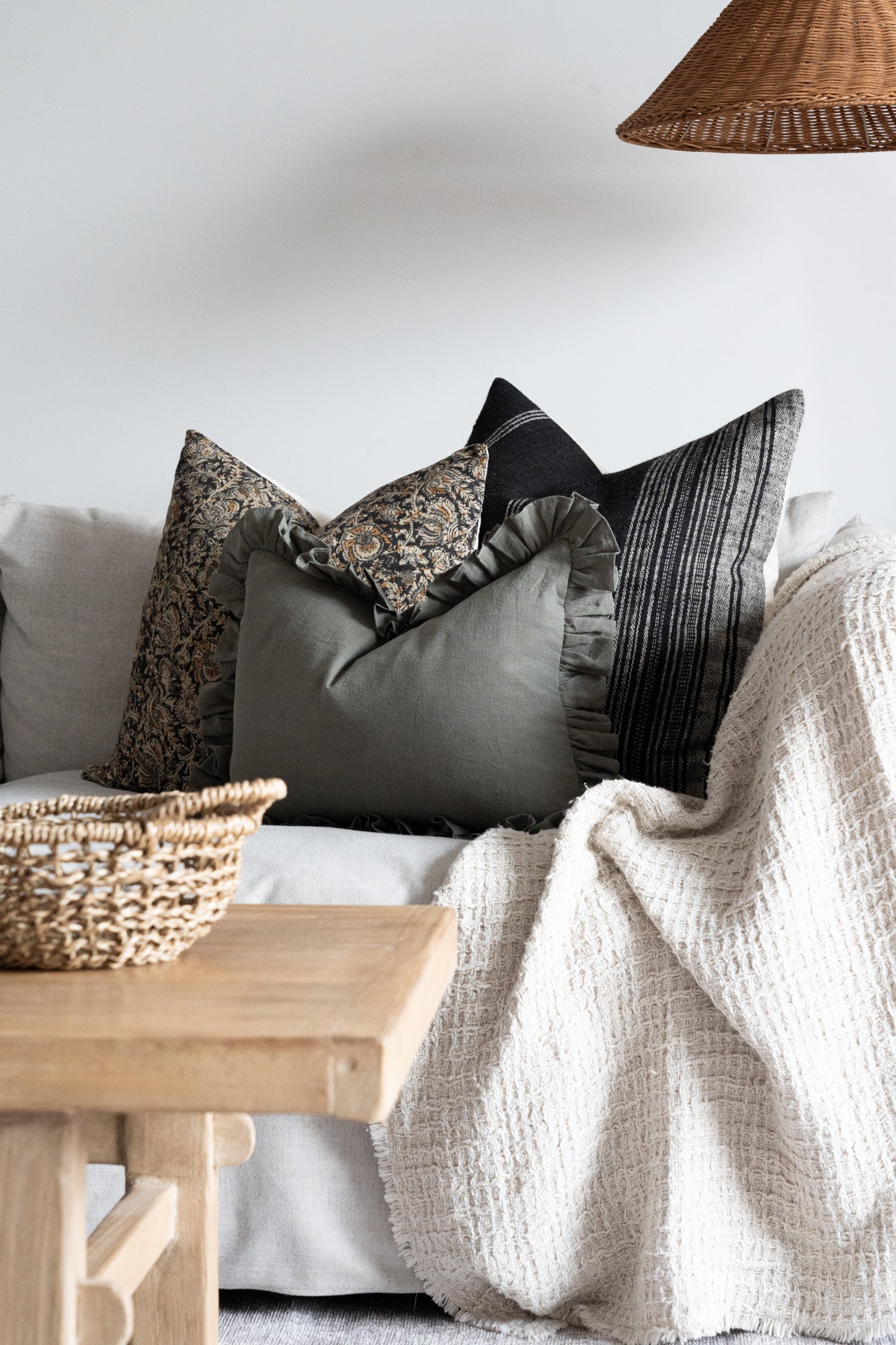 Hand-Woven Seagrass Bowl with Handles