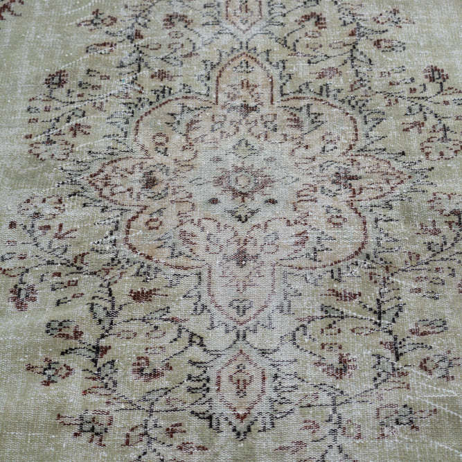 5'5" x 8'11" Vintage Oushak Rug RUGS - vintage Rug & Weave Rugs