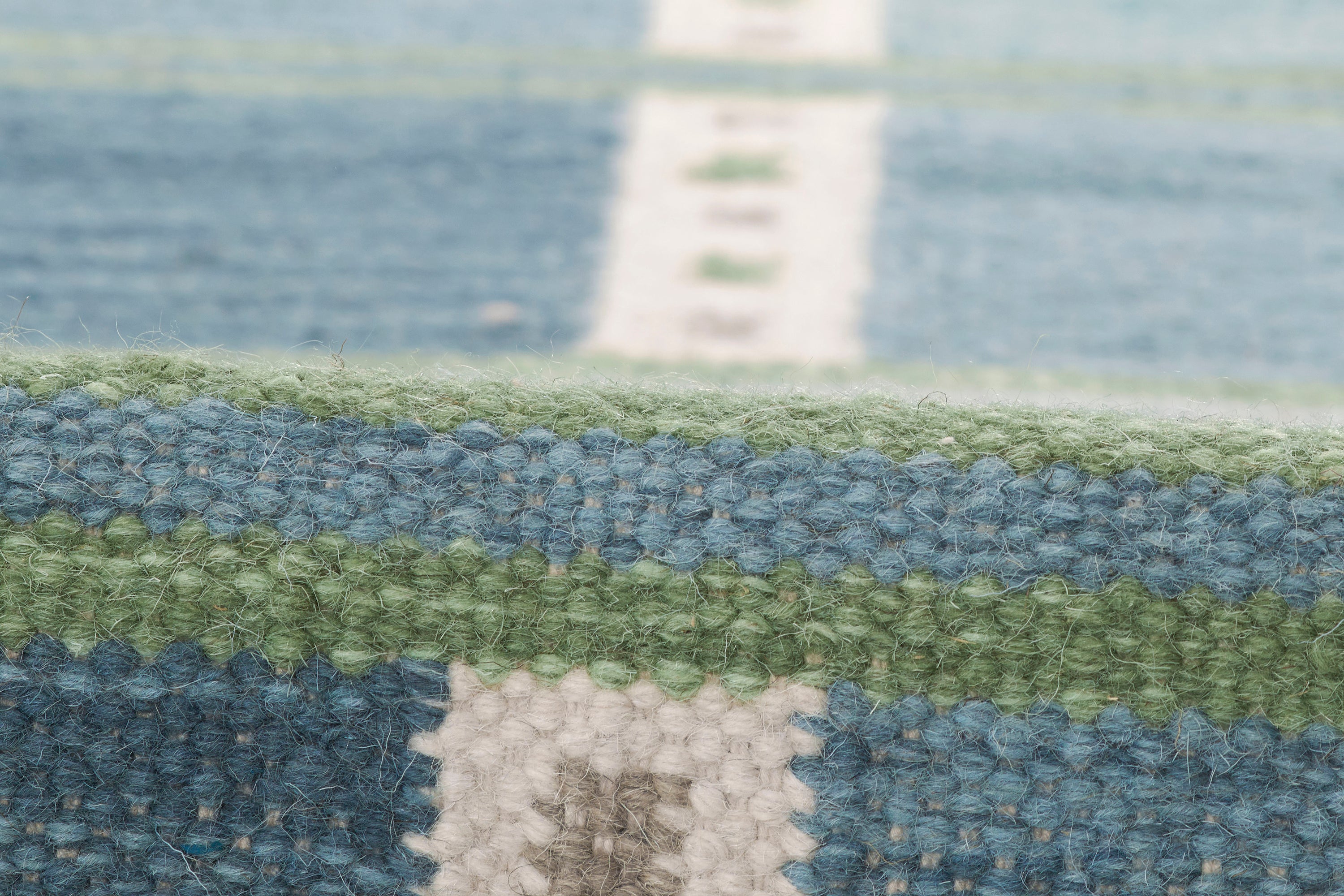 Santi Squares Hand Woven Rug RUGS - wool Momeni