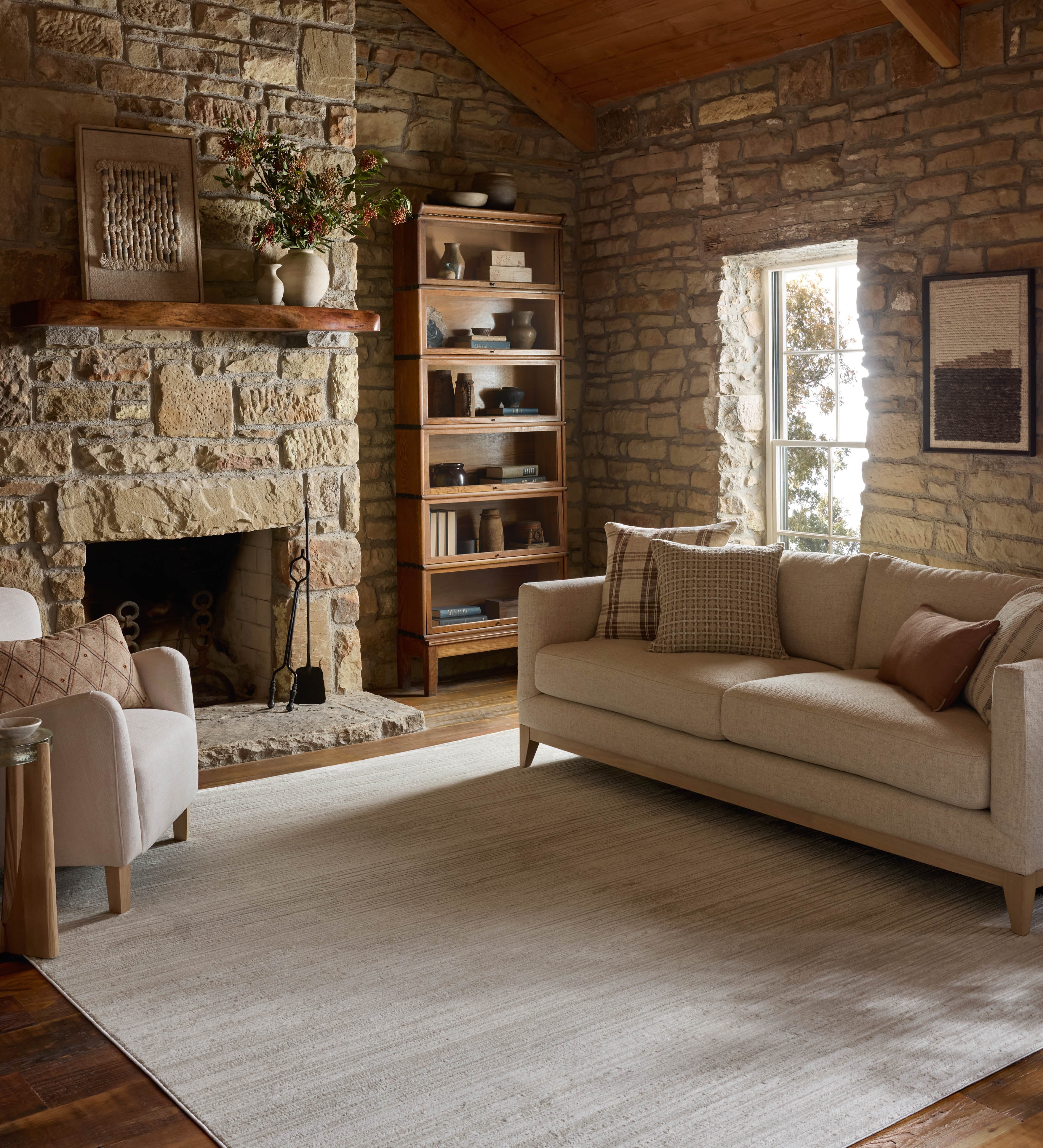 Loloi Townes Beige / Ivory Rug RUGS - synthetic Loloi