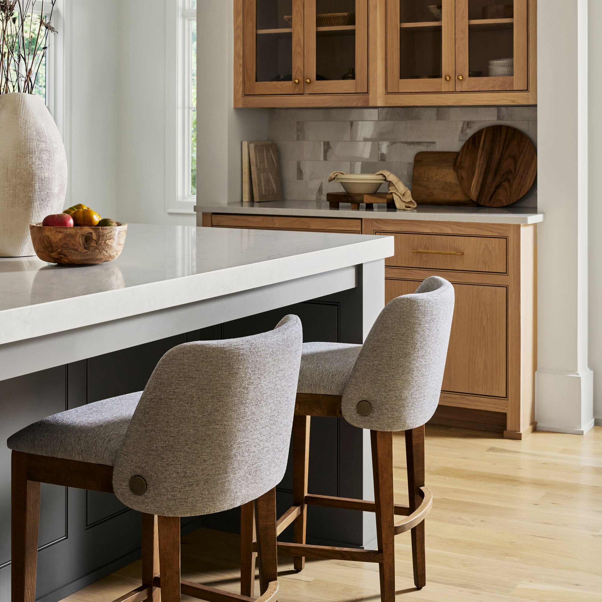 Brooke Counter Stool FURNITURE - bar/counter stool Surya