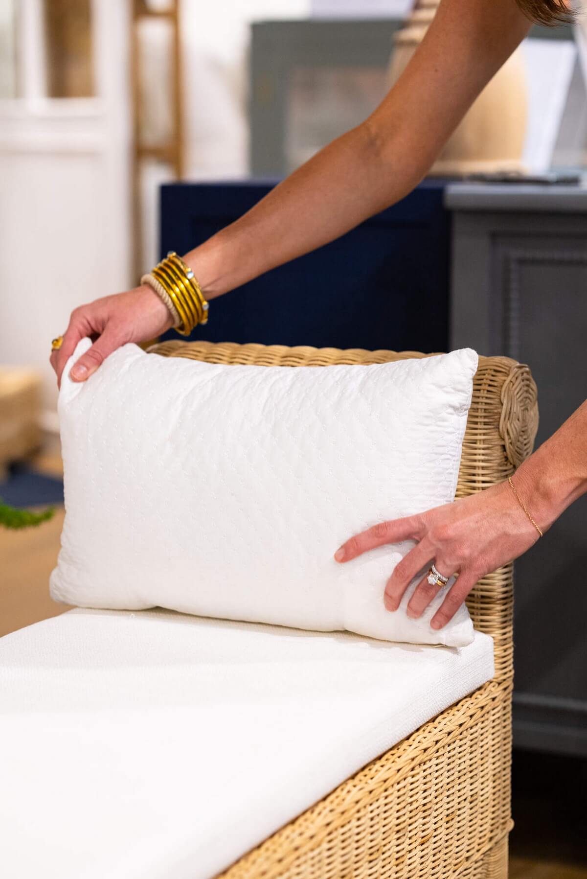 Newport Scalloped Bench FURNITURE - ottoman Bramble