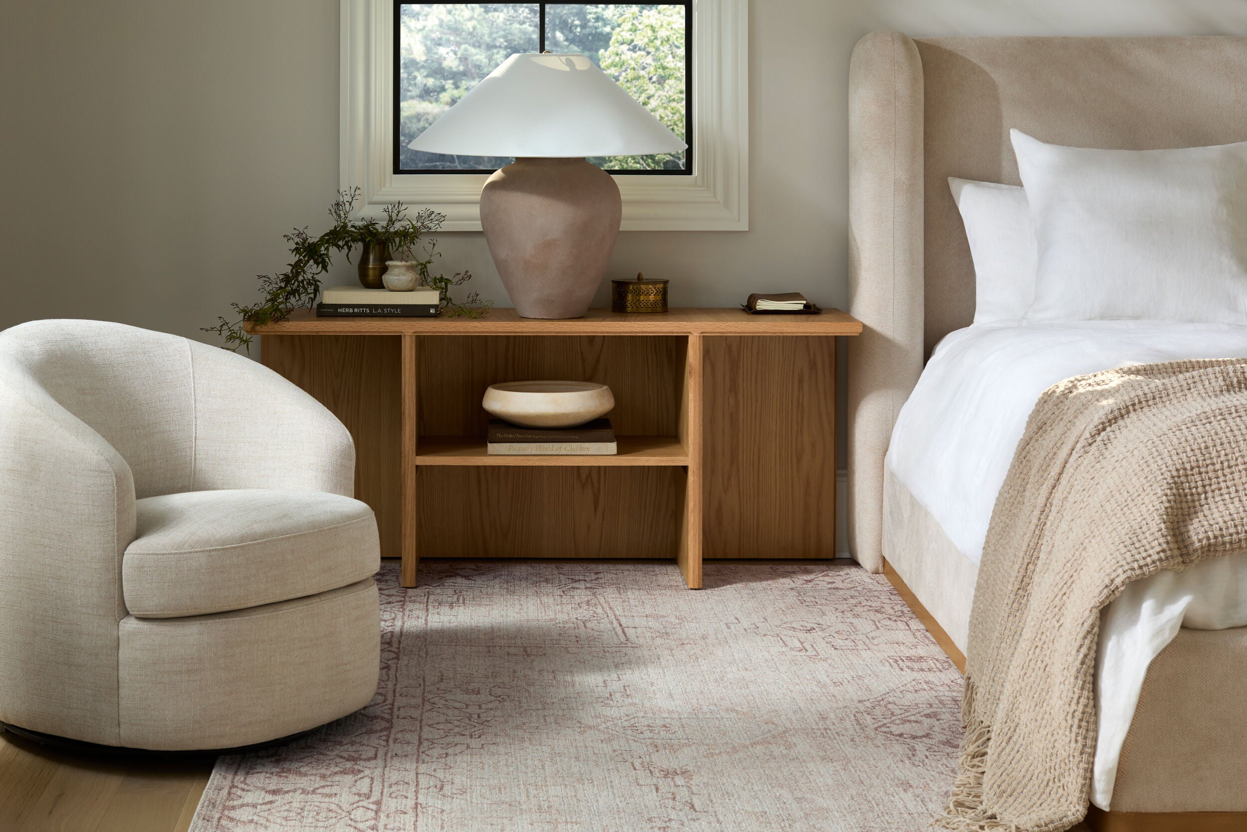 Collins Avenue Ivory / Chestnut Rug – view 2