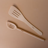 Spitz zulaufender Kochlöffel aus Buchenholz