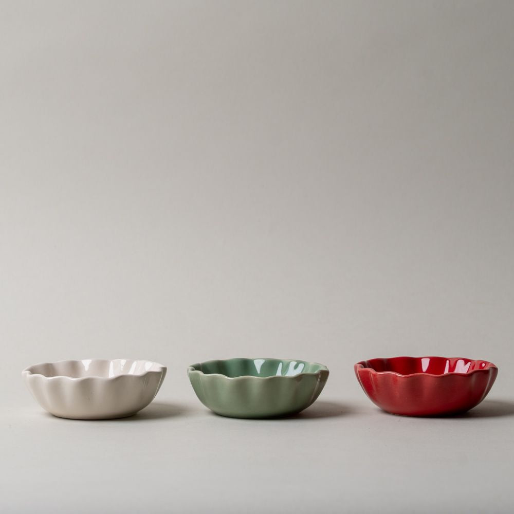 Red Stoneware Scallop Edge Bowl CHRISTMAS 2026 Creative Co-op (DYA)