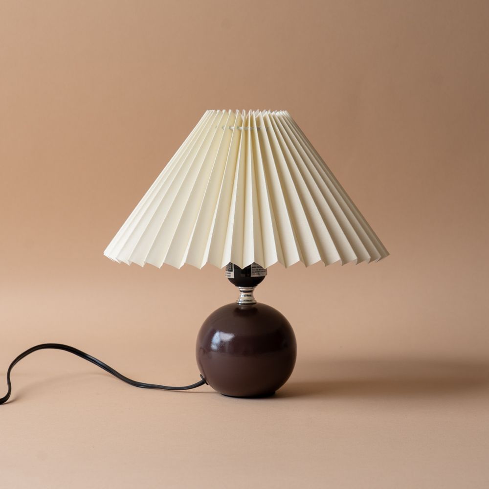 Ceramic Pleated Table Lamp - Bordeaux LIGHTING - table lamp Accents De Ville (ShopZio)