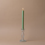 Mauvefarbenes, emailliertes Tablett mit Blumenmuster