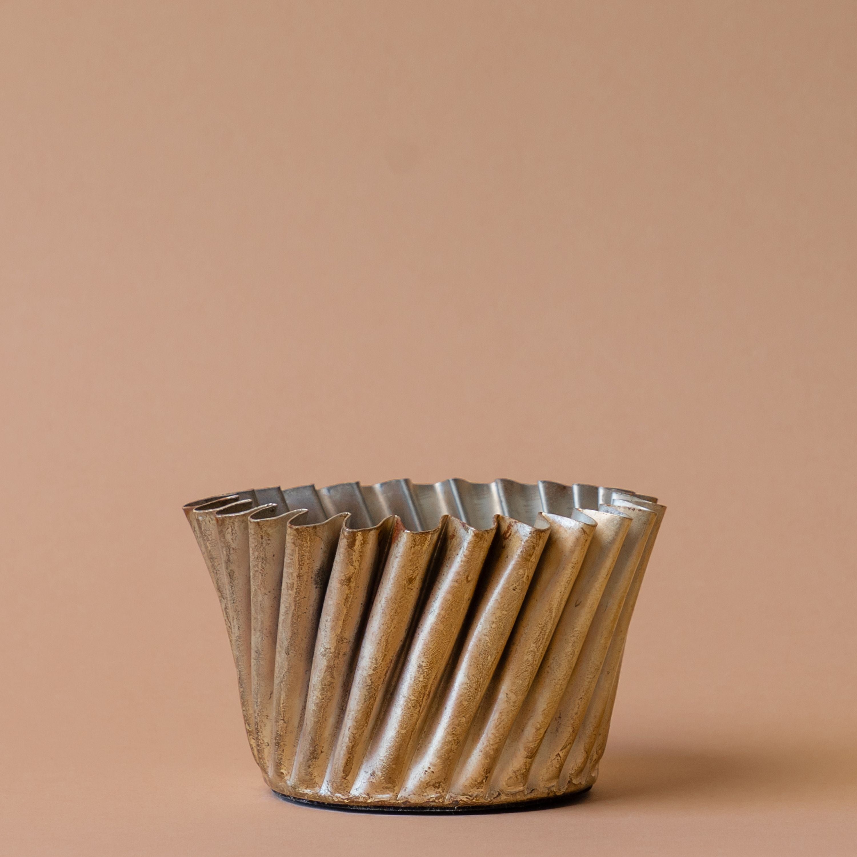 Metal Twist Taper Candle Holder CHRISTMAS 2025 Creative Co-op (DYA)