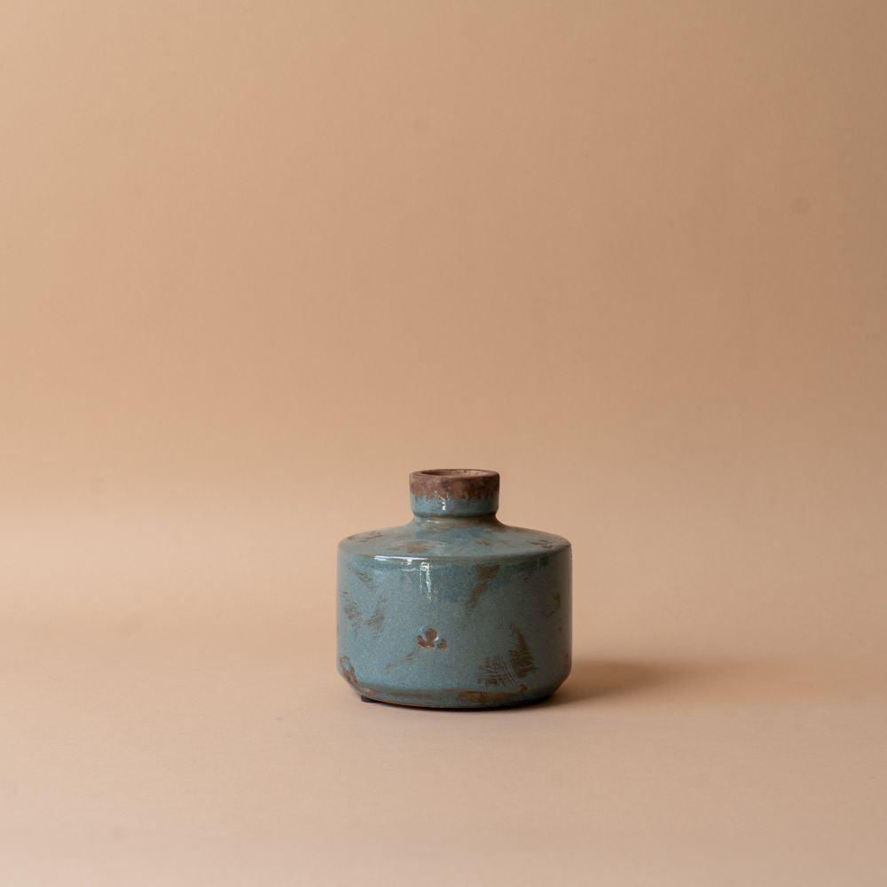 Aged Bottle Vase vase Chehoma USA (Faire)