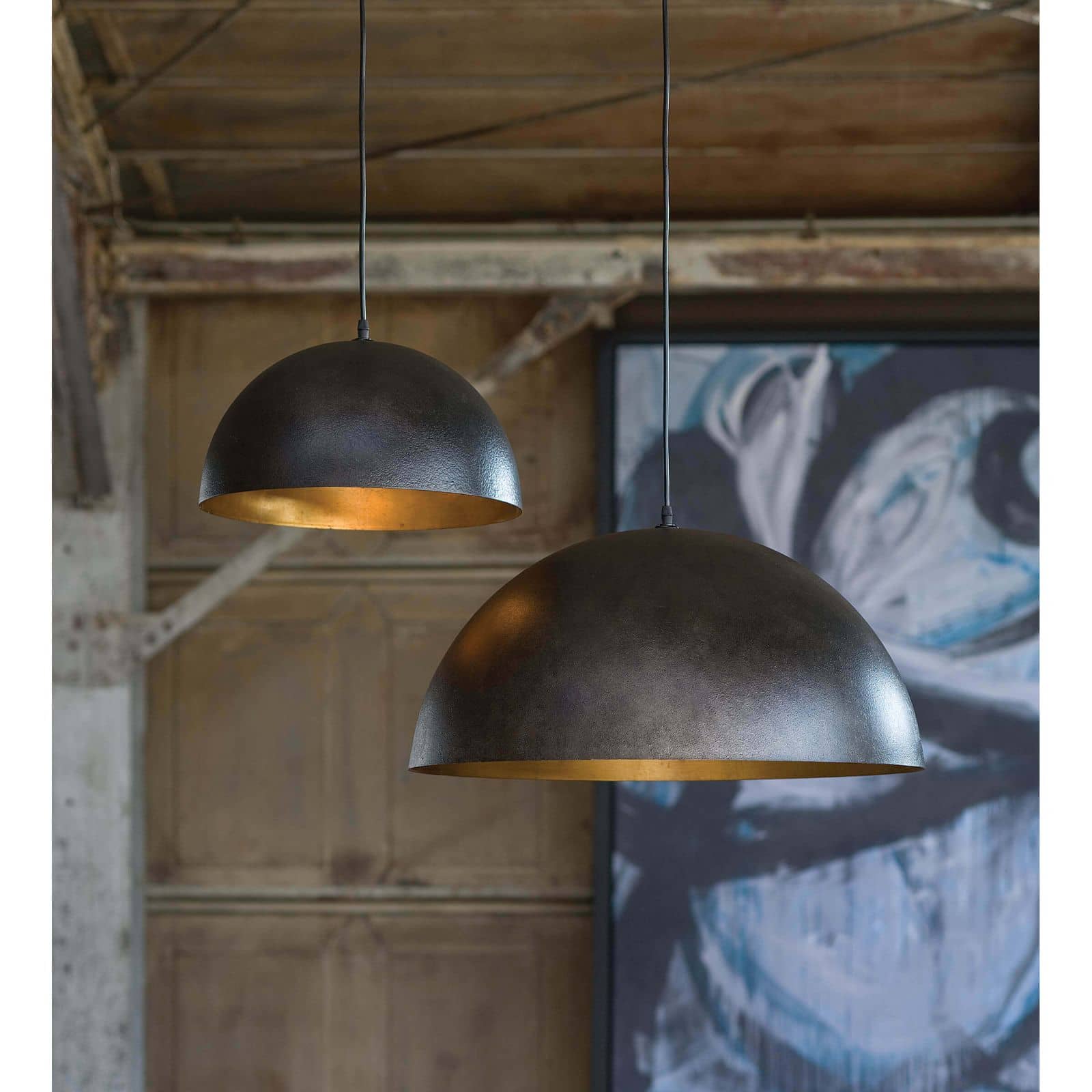 Sigmund Pendant Large (Black and Gold) – view 2