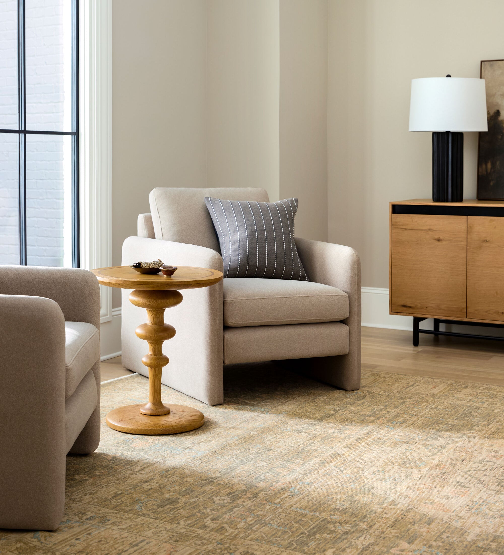 Nicolette Accent Chair FURNITURE - accent chair Surya