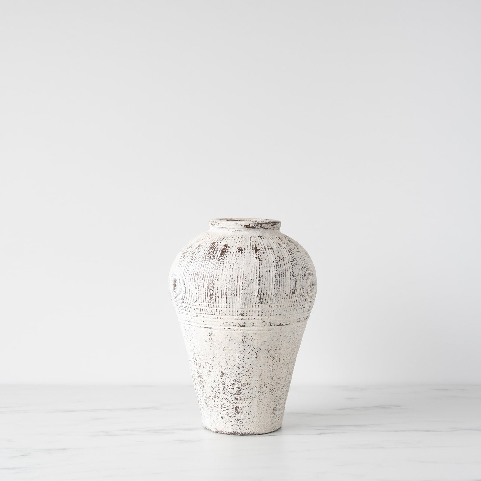 Lily Vintage White Pot - Small - Rug & Weave